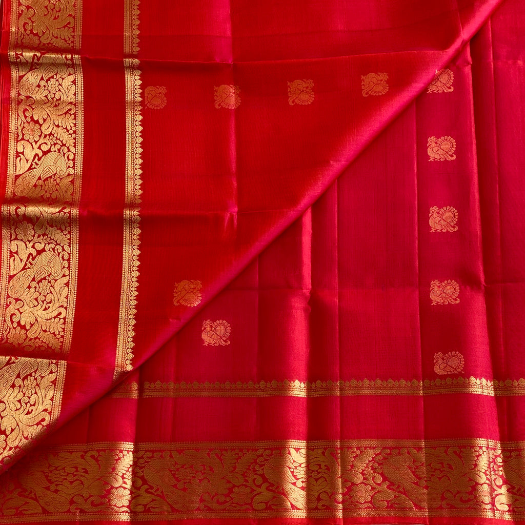 Stunner Reddish Pink Designer Pure Silk Saree With Antique Gold Pallu
