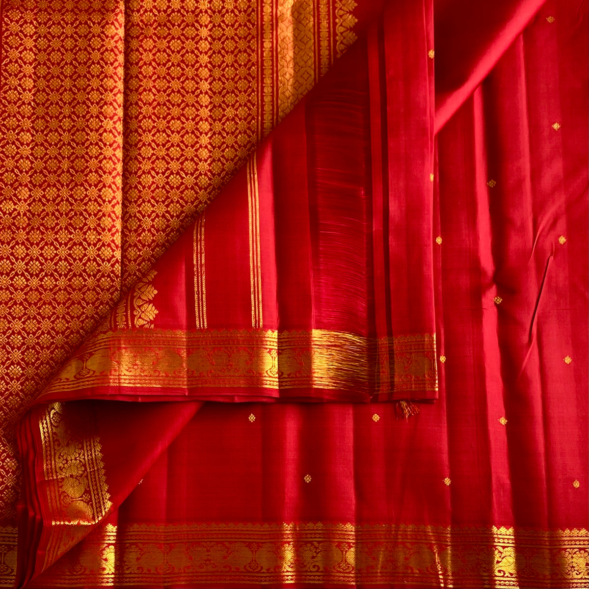 Scarlet Red Kanjeevaram Pure Zari Silk Saree With Metallic Gold Border