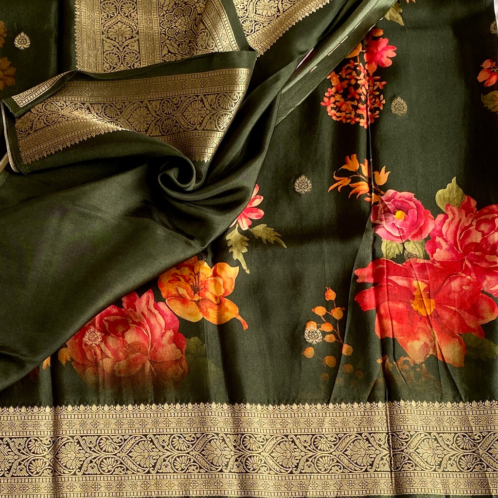 Forest Green Jute Tussar Silk With Antique Zari Pallu & Dreamy Prints