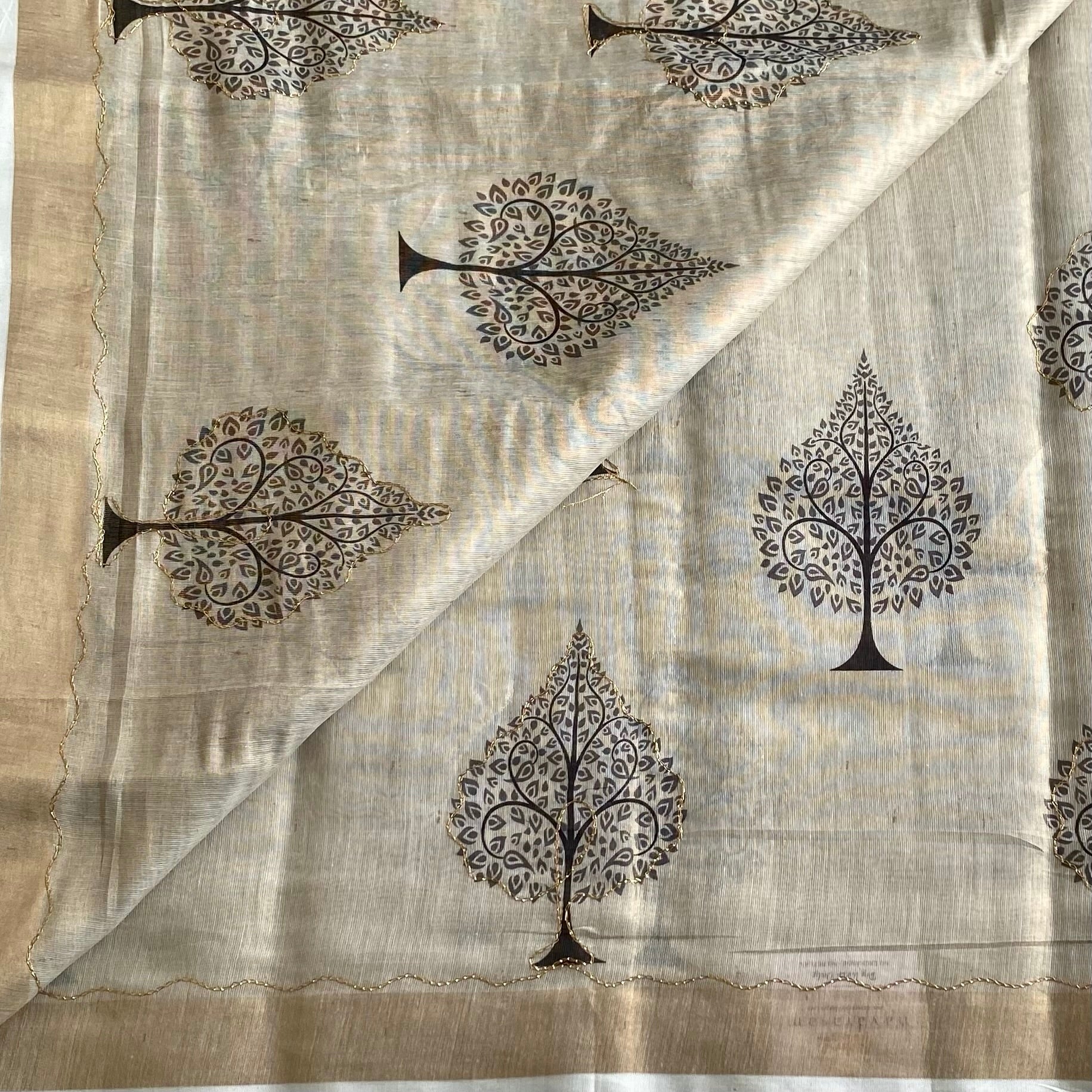 Muted Greyish Beige Soft Tussar Saree With Printed Designer Blouse