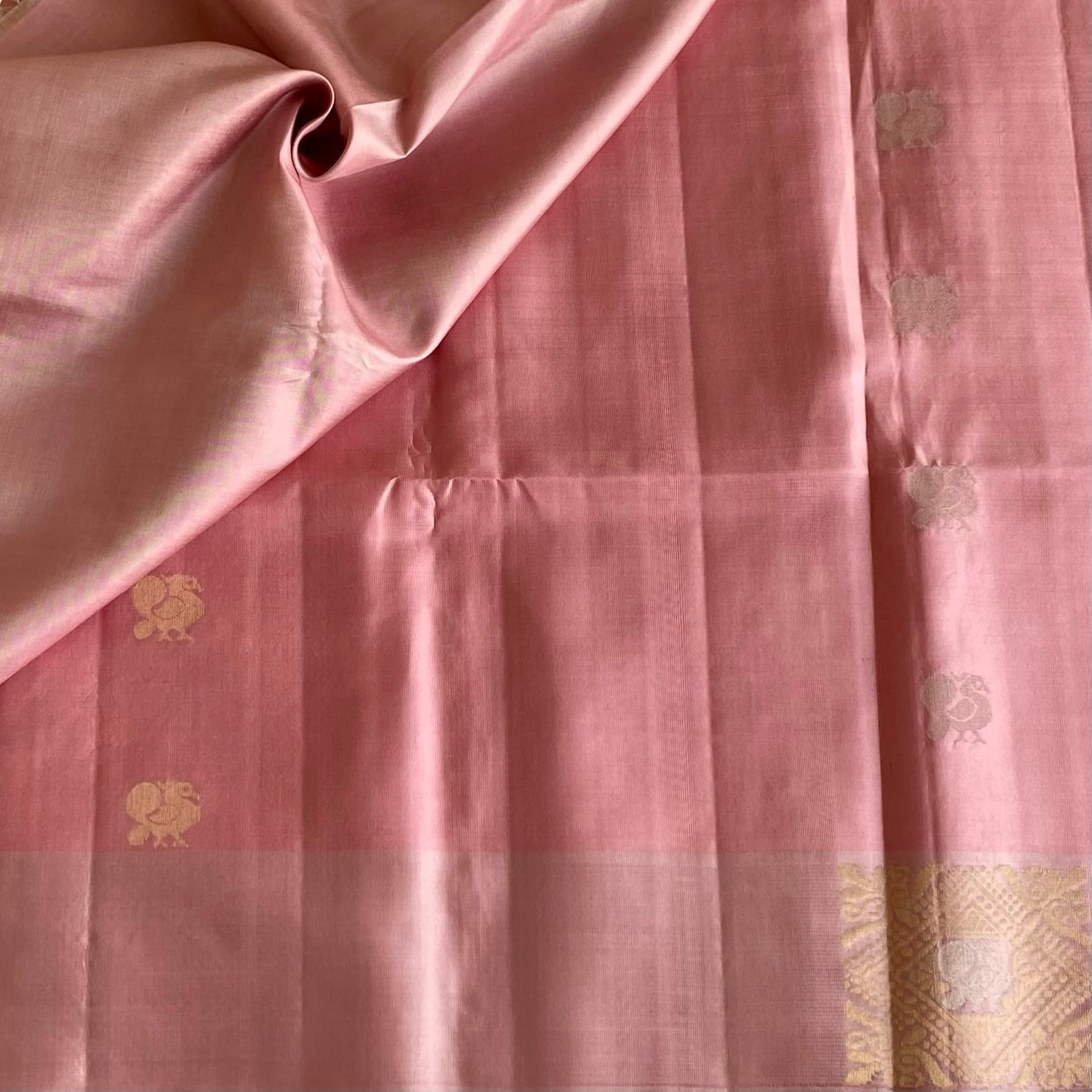 Dusty Rose Designer Pure Silk Saree With Soft Gold Pallu