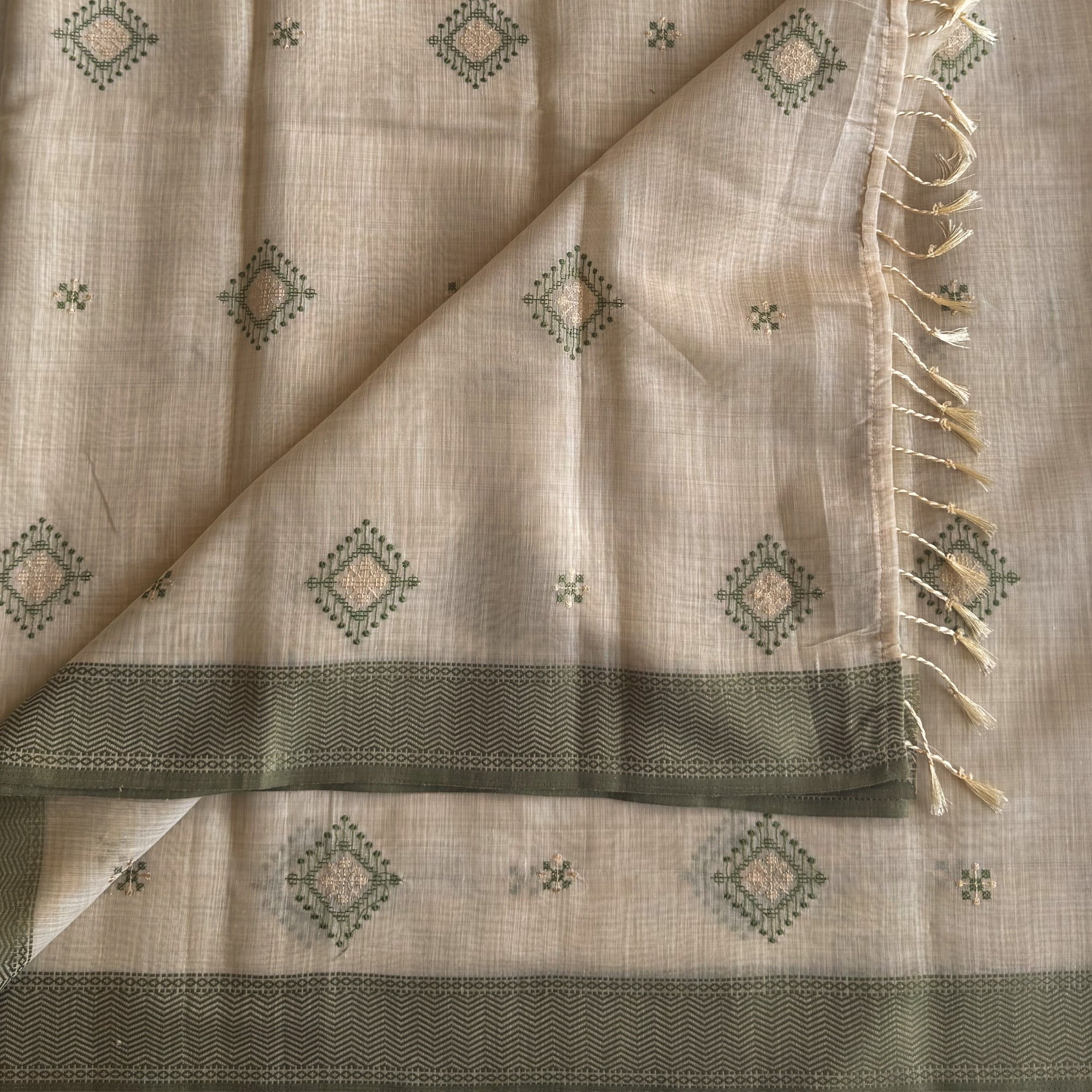 Ivory Olive Diamond Motif Saree with Chevron Border Subtle Gold Zari