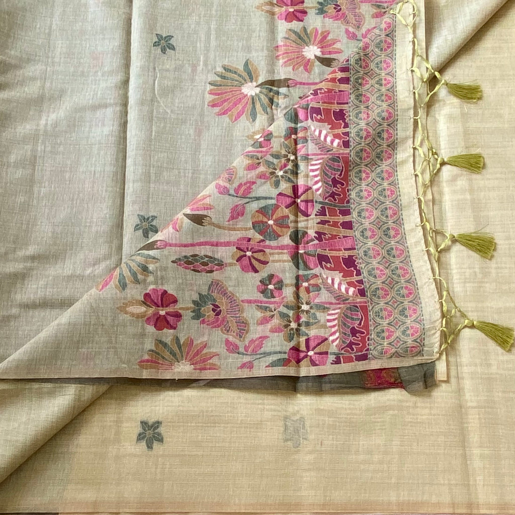 Sage Green Floral Pallu Woven Saree With Tassel Border Elegant
