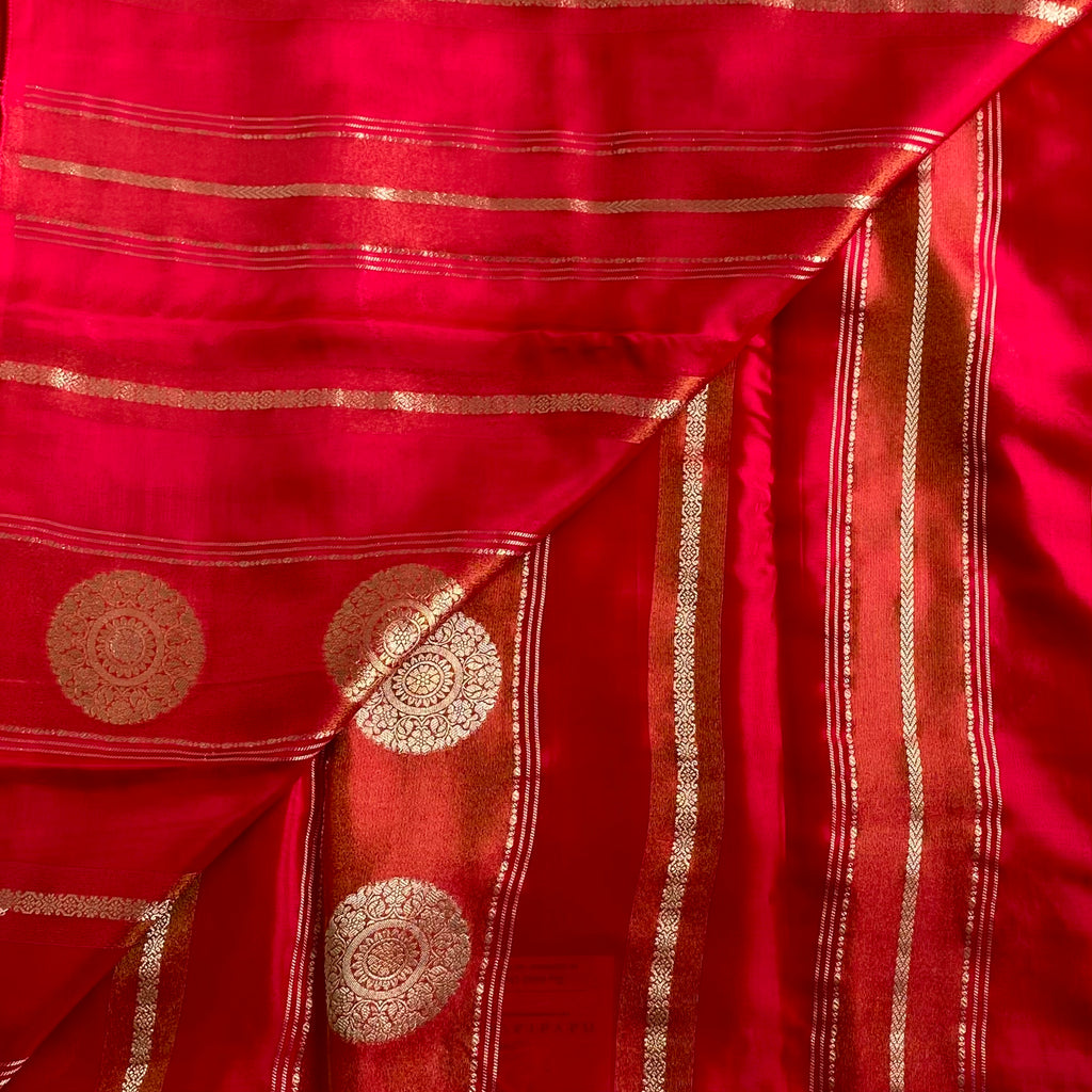Shades of Red Soft Crepe Silk Saree With Antique Gold Pallu