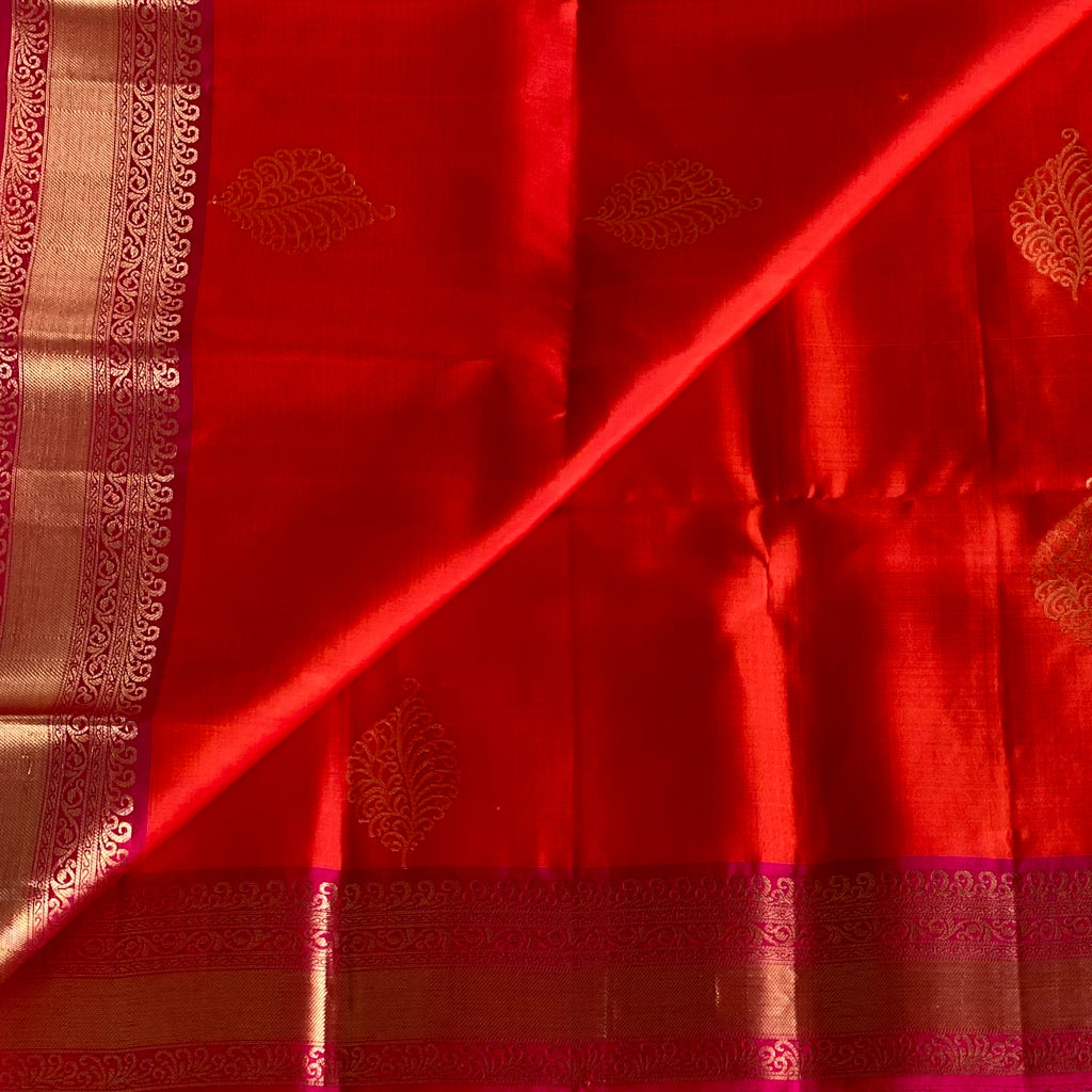 Scarlet Red Designer Pure Silk Saree With Rani Pink Pallu