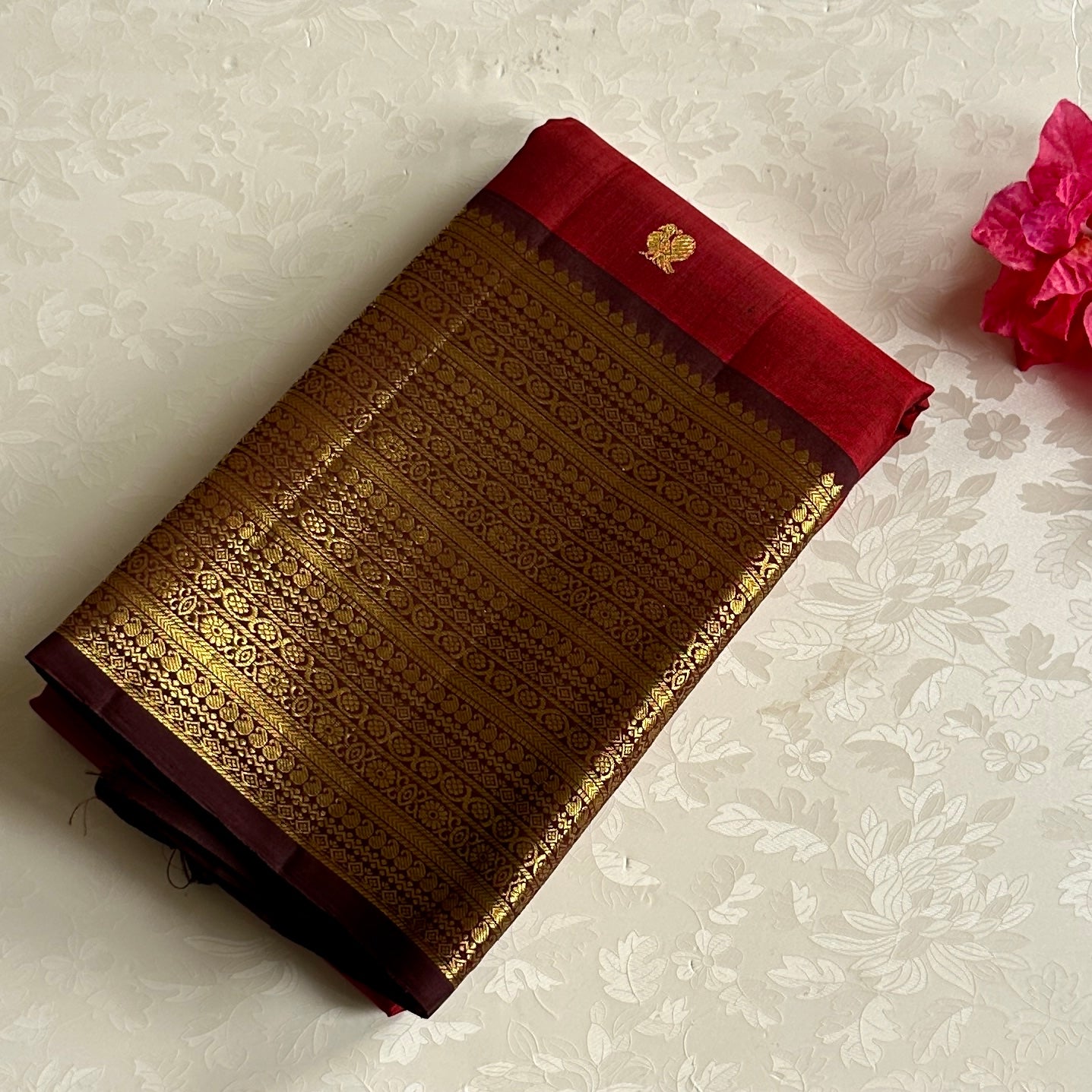 Metallic Gold Magenta Zari Silk Saree Elegant Wedding Traditional Regal