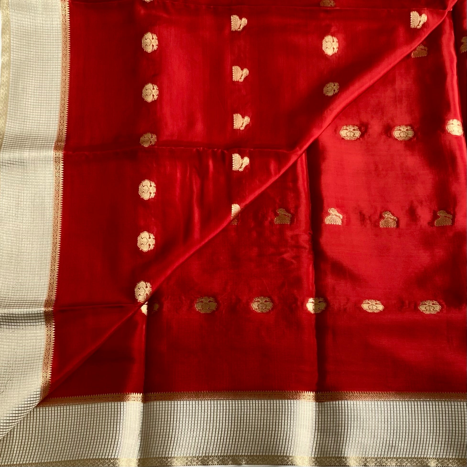 Crimson Red Soft Satin Crepe Silk Saree With Ivory Pallu