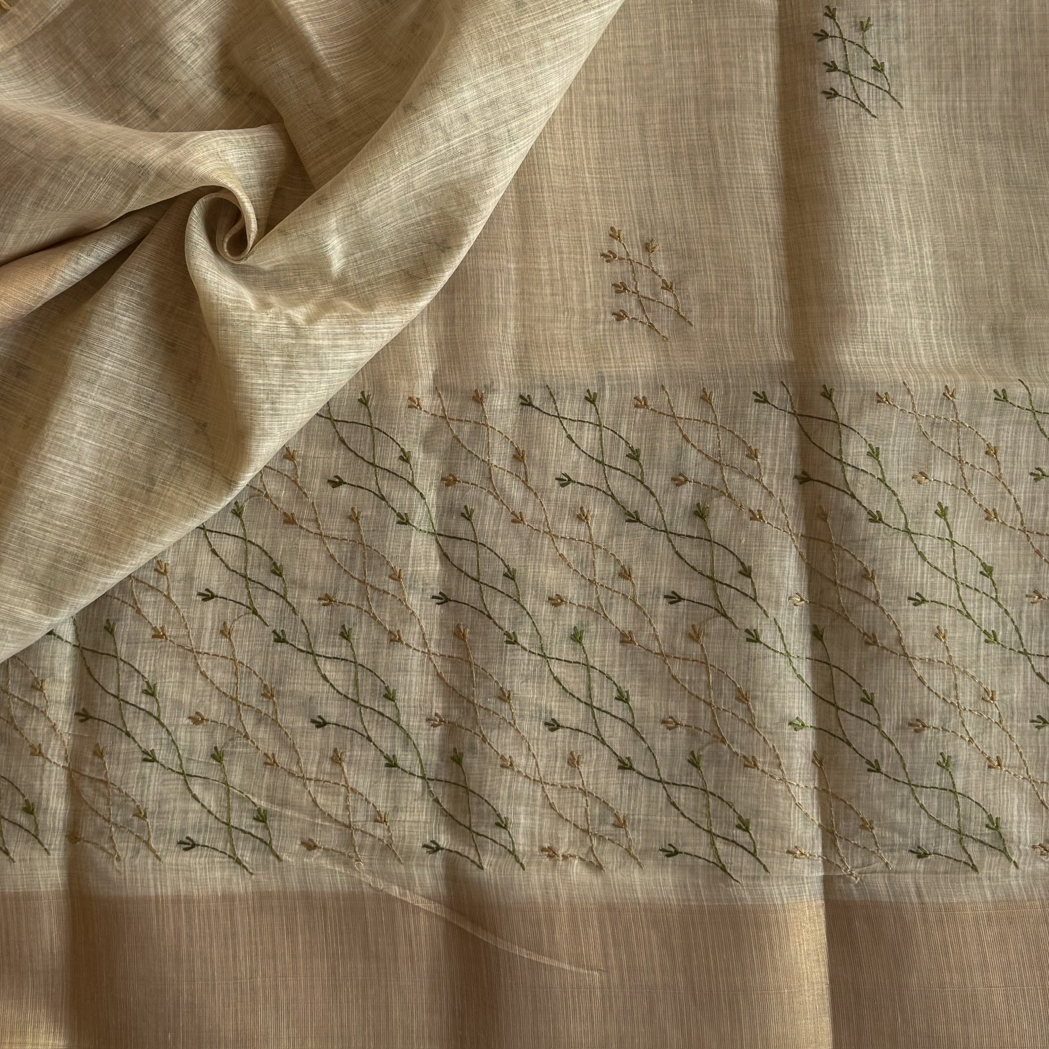 Ivory Taupe Vine Embroidered Saree Lightweight Fringed Pallu Elegant Traditional
