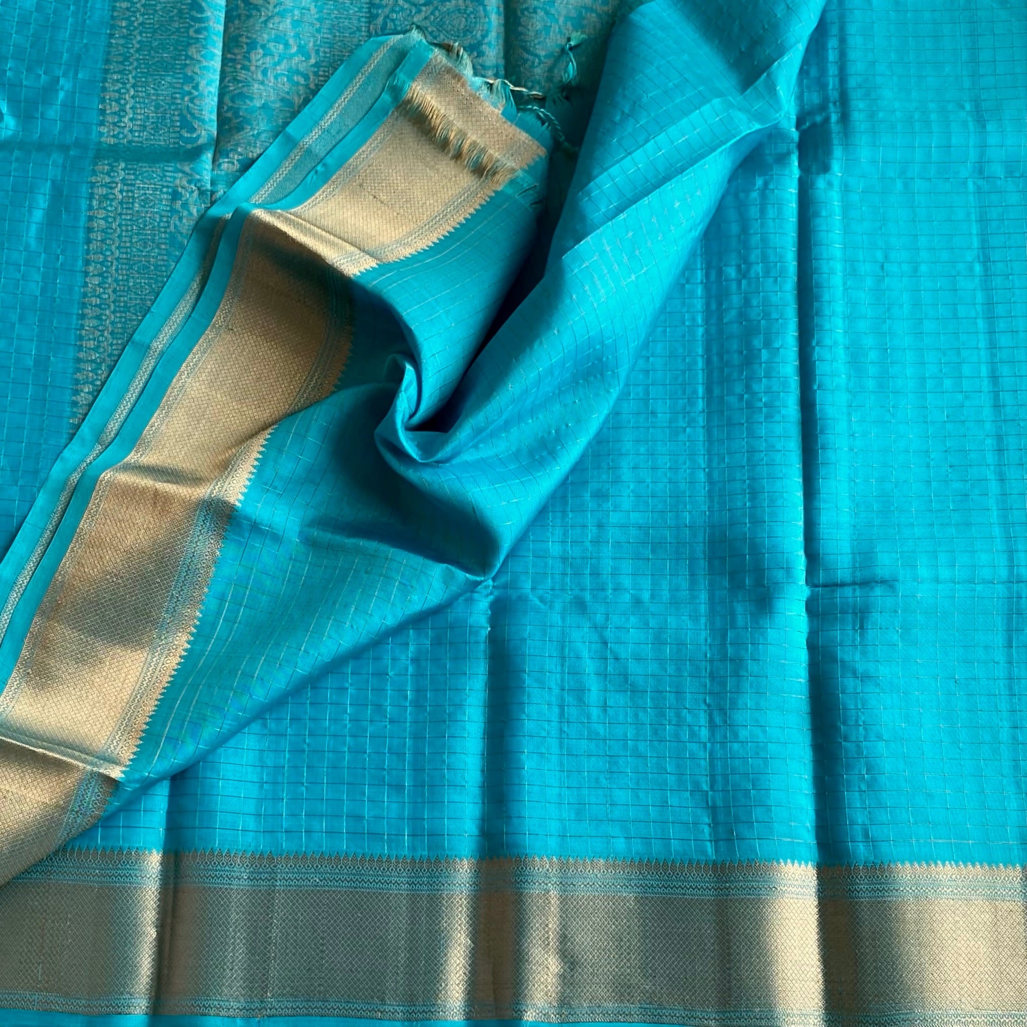 Aqua Turquoise Designer Pure Silk Saree With Antique Gold Border And Pallu