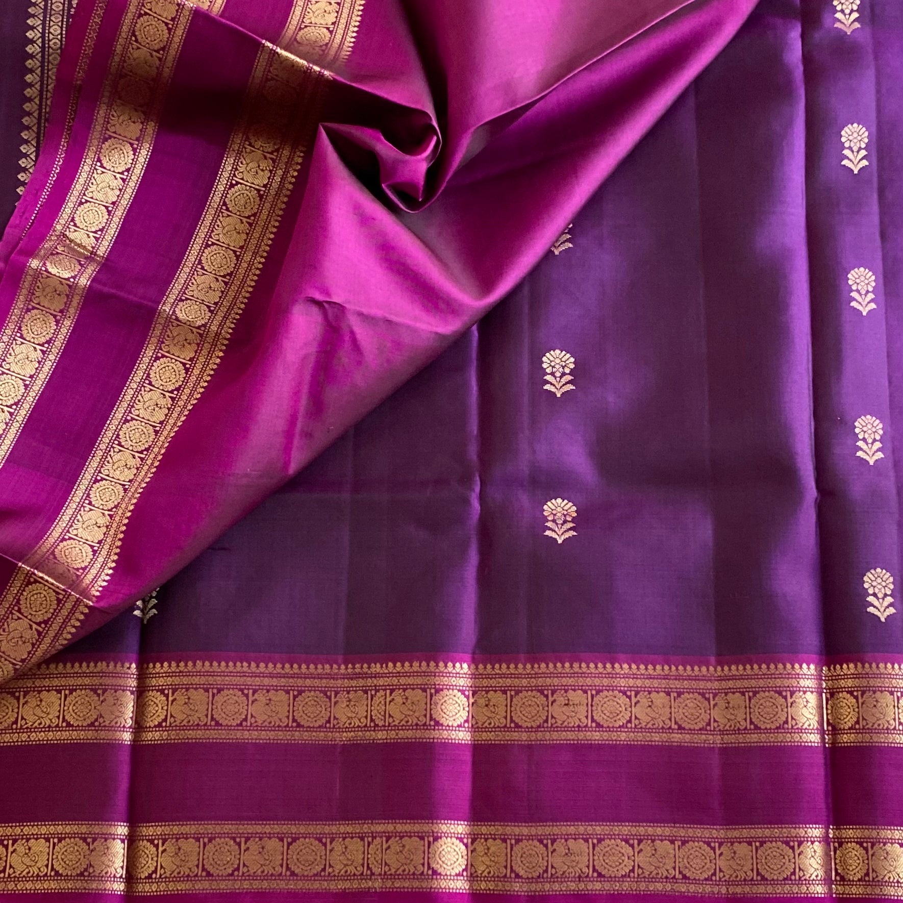 Deep Purple Designer Pure Silk Saree With Stunner Magenta Pallu