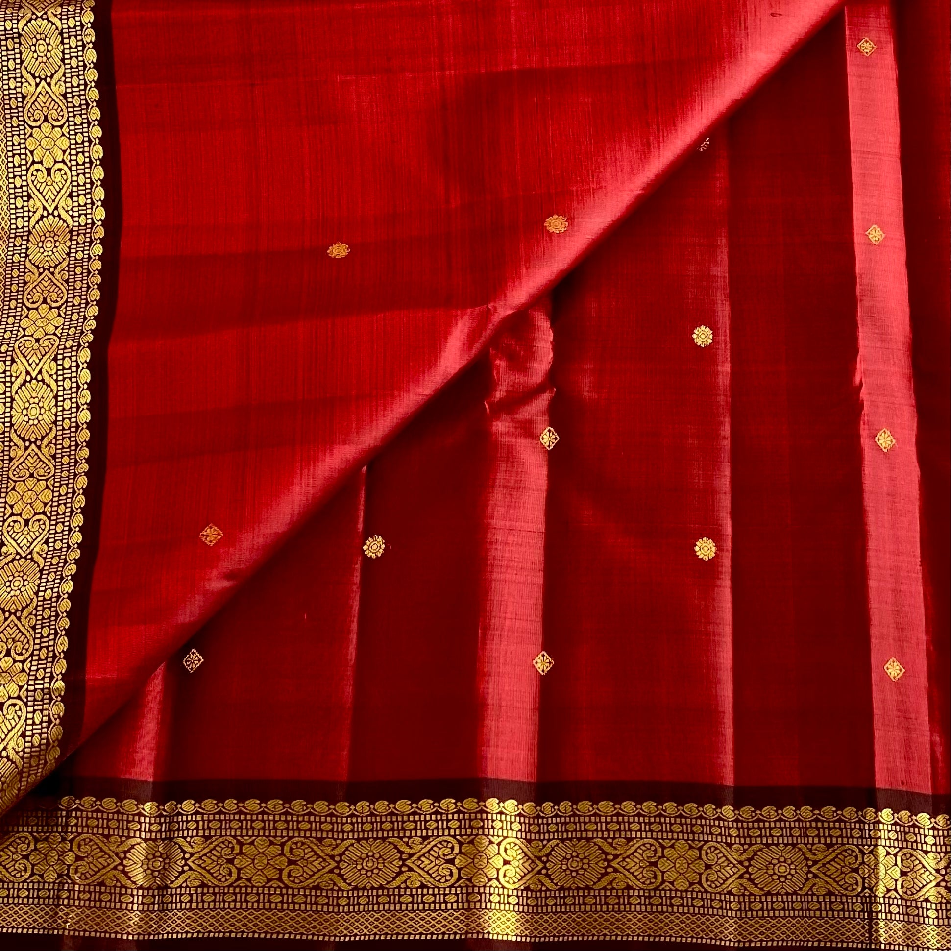Deep Maroon Ruby Red Kanjeevaram Pure Zari Silk Saree Antique Gold Pallu