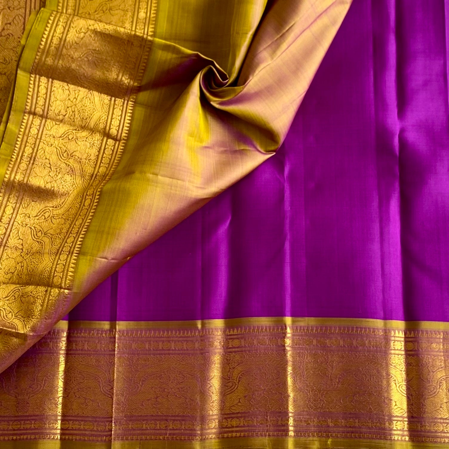 Dual Shaded Violet Purple With Rich Olive Pure Kanjeevaram Silk