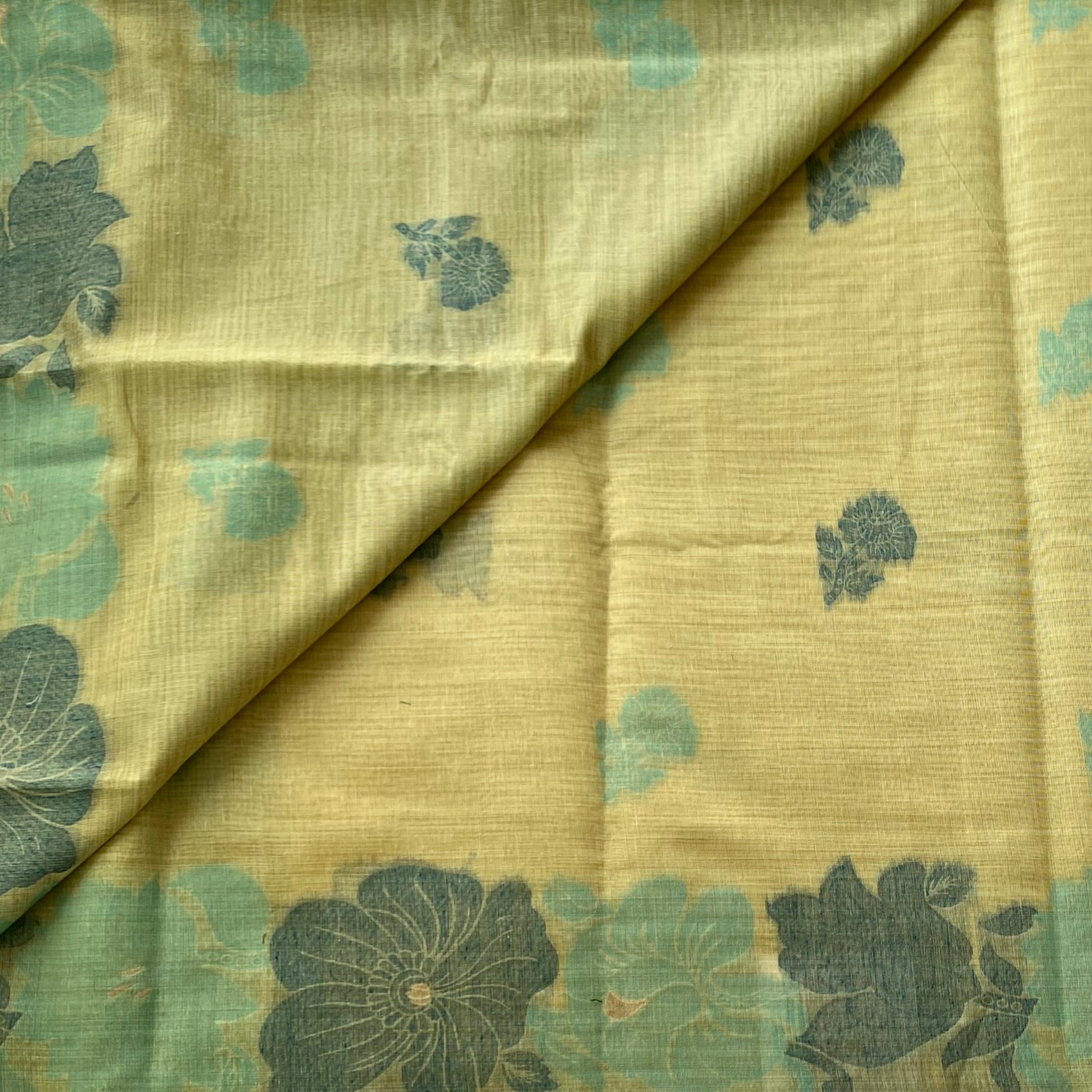Pistachio Teal Floral Linen Saree With Tassel Pallu For Casual