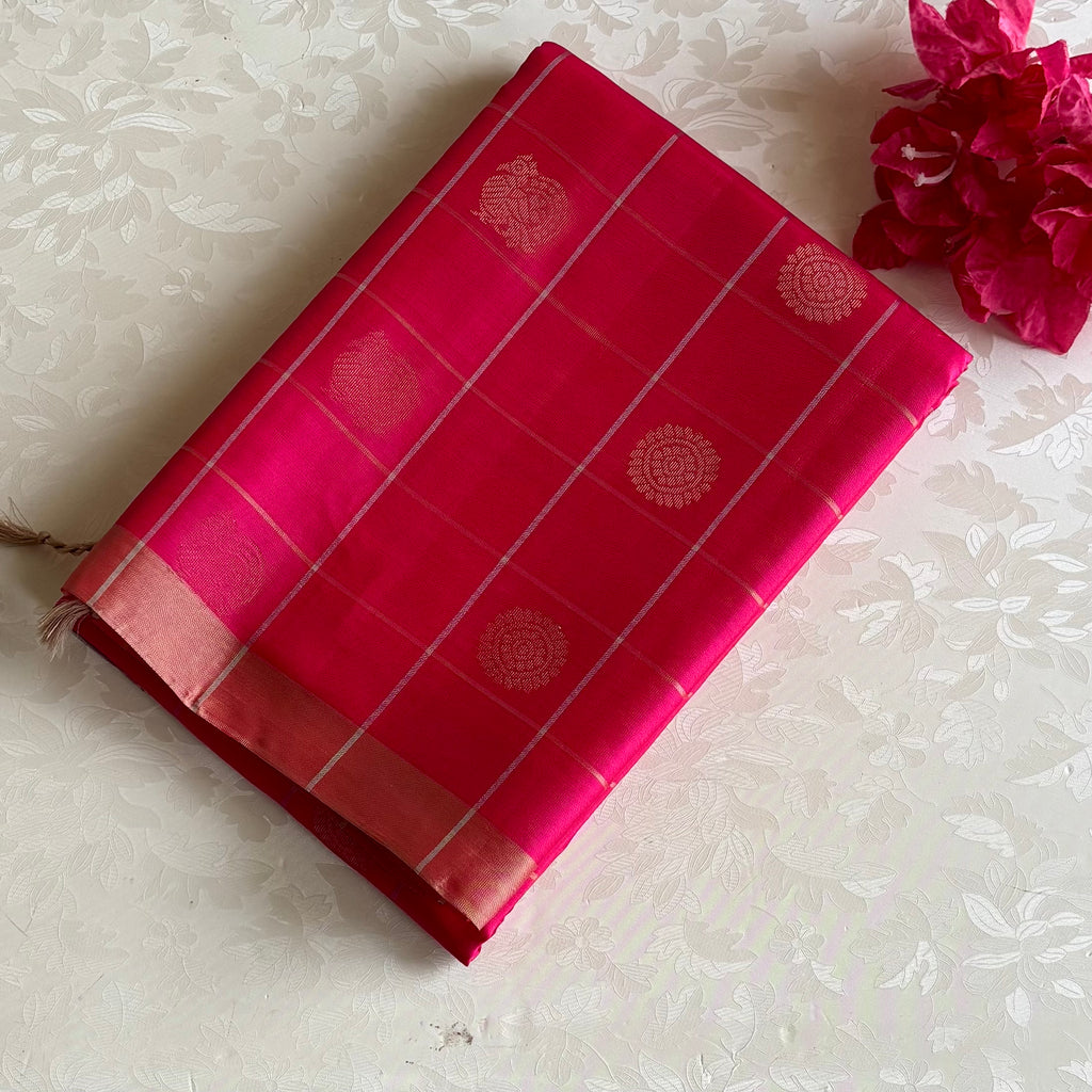 Strawberry Pink Designer Pure Silk Saree With Champagne Gold Pallu