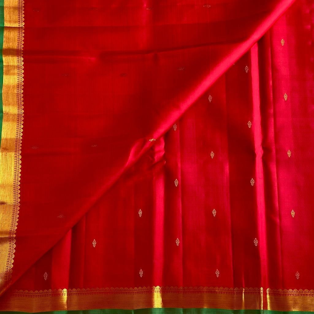 Crimson Red Kanjeevaram Pure Zari Silk Saree With Antique Gold Pallu