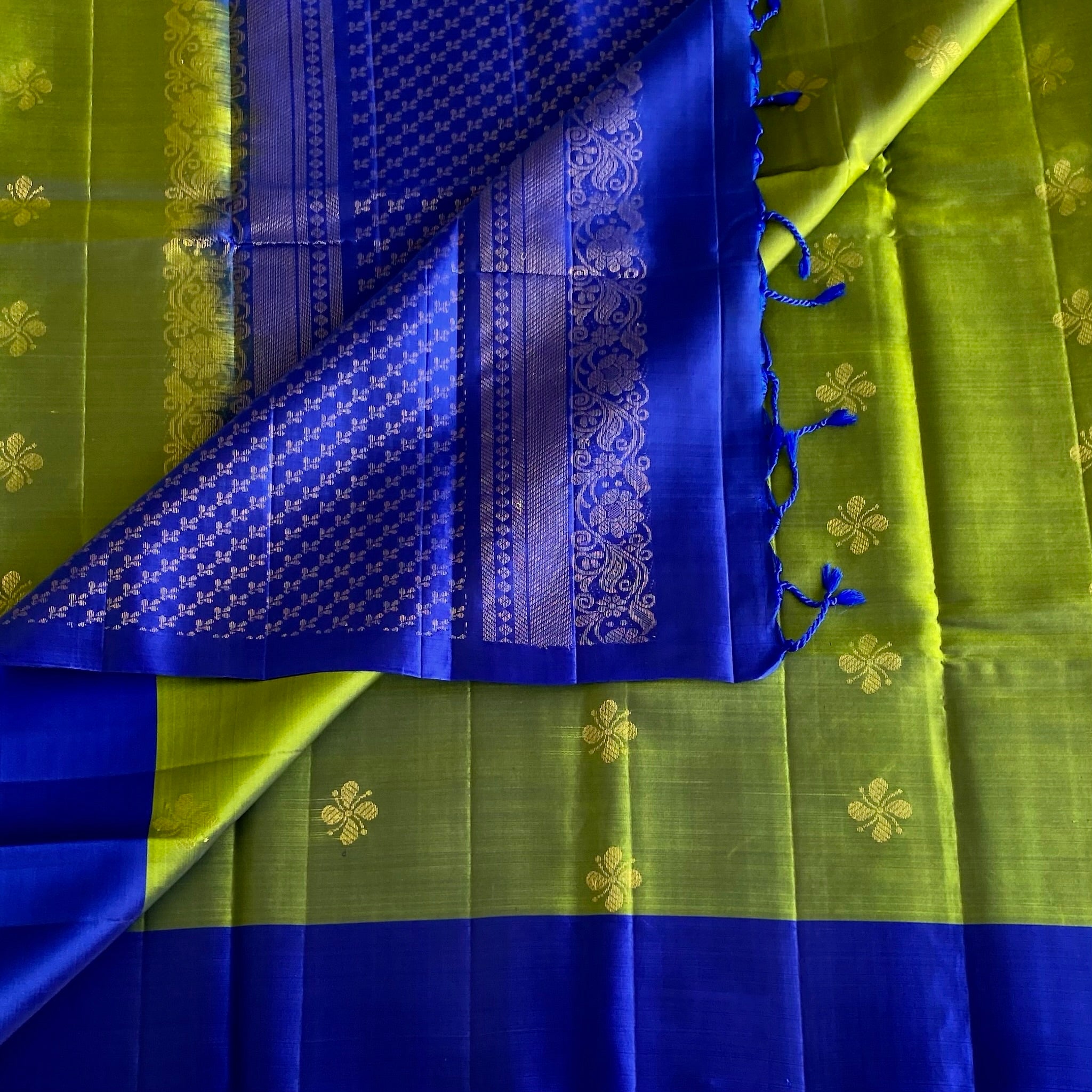 Olive Green Designer Pure Silk Saree With Royal Blue Pallu