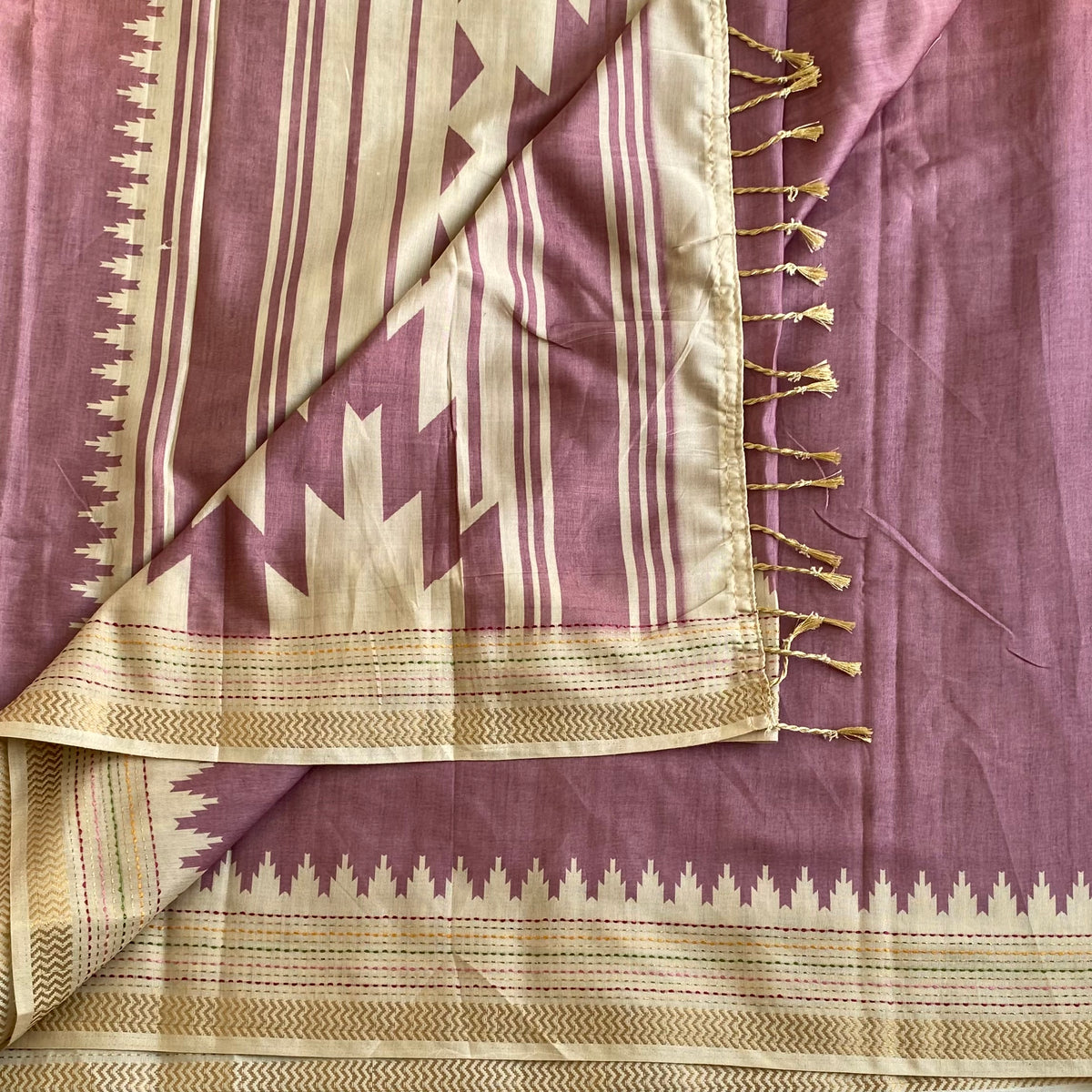 Dusty Mauve Soft Tussar Silk Saree With Antique Cream Pallu