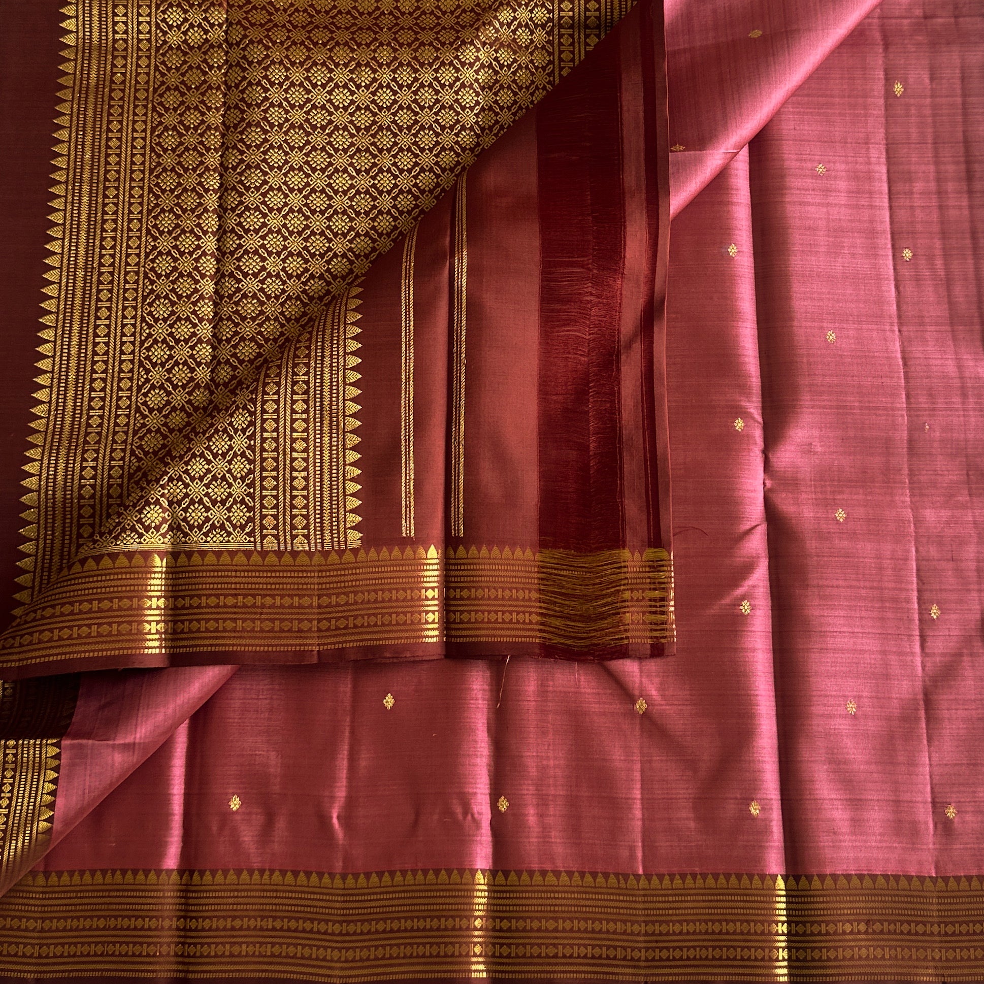 Maroon Silk Saree Gold Zari Brocade Pallu Wedding Festive Traditional