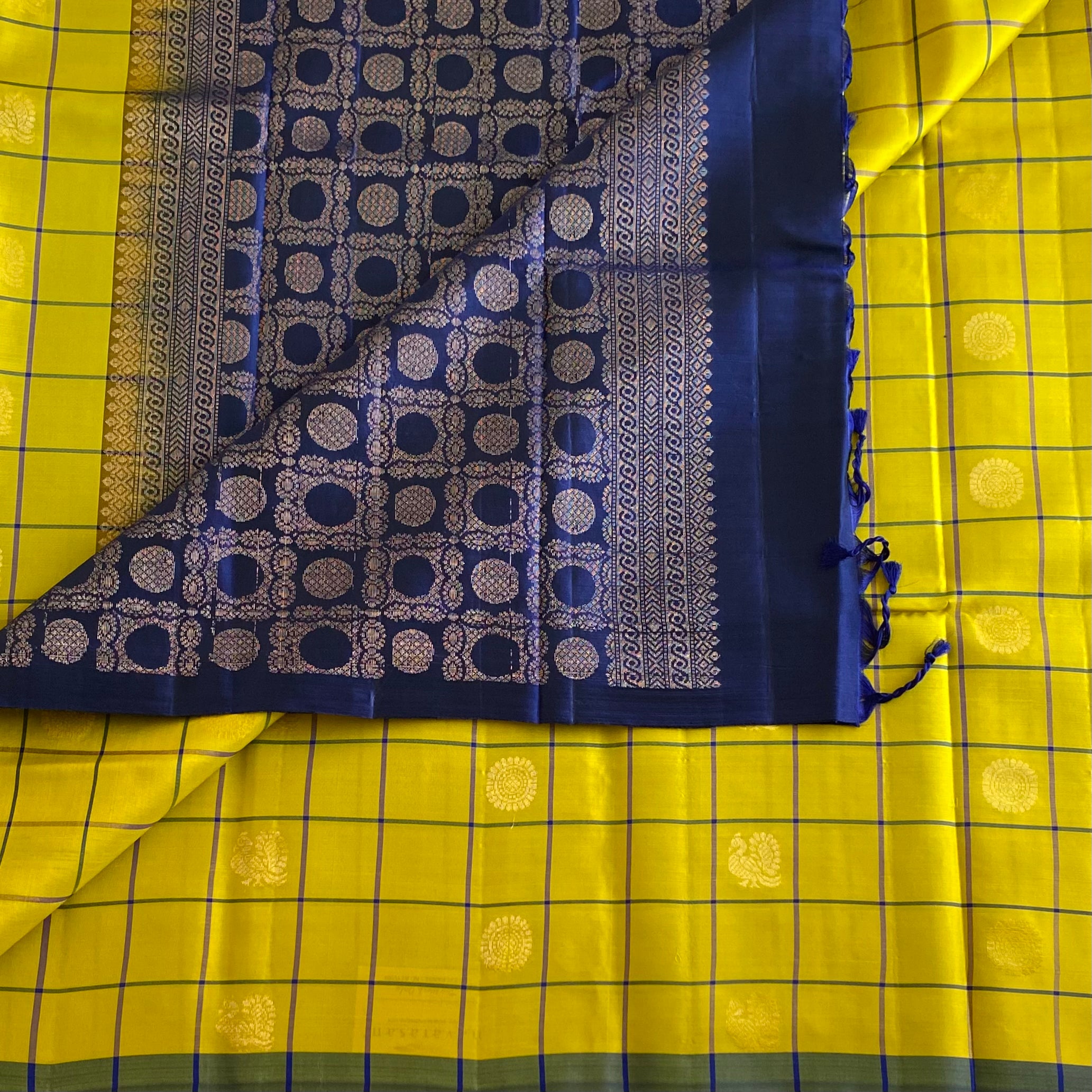Mustard Green Designer Pure Silk Saree Navy Blue Pallu Gold Zari