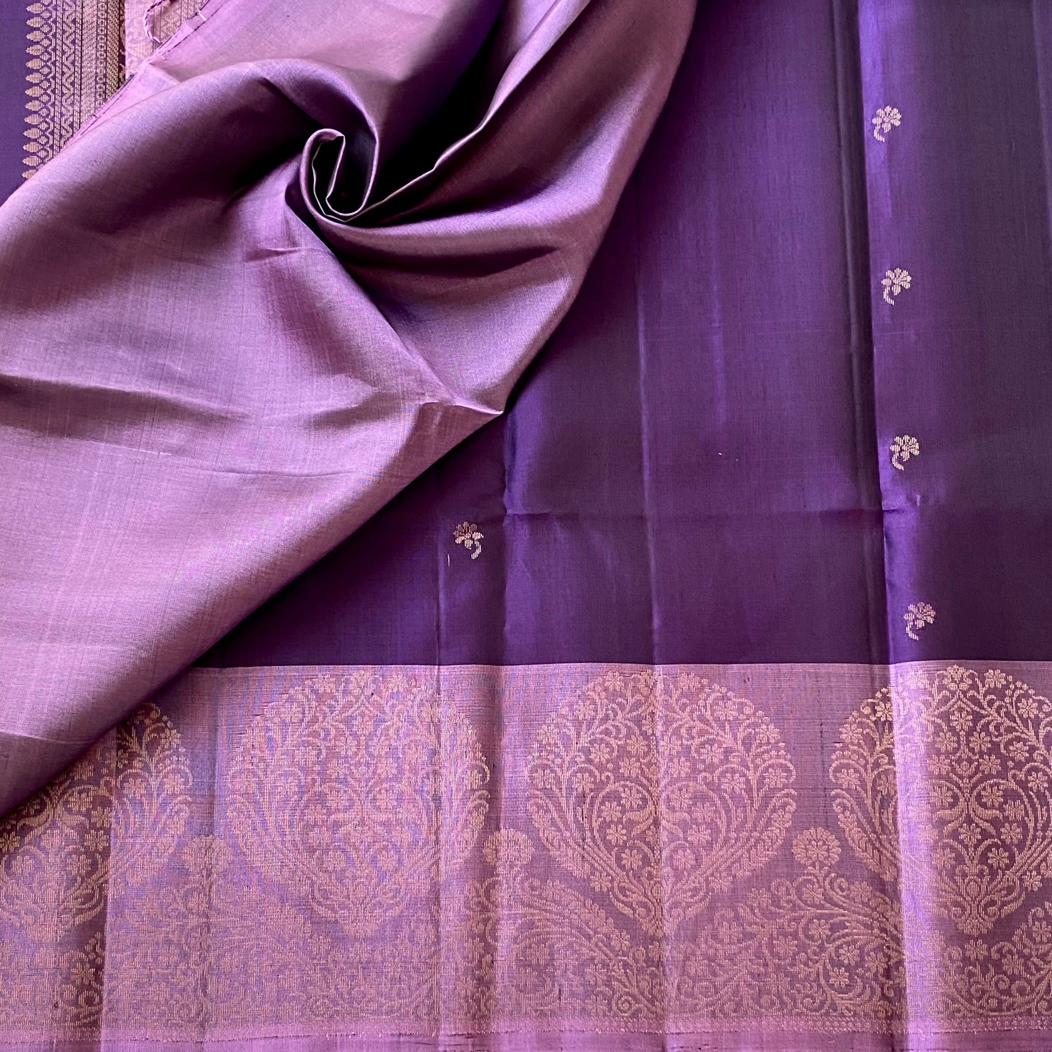 Deep Violet Silk Saree Rose Gold Zari Paisley Brocade Traditional