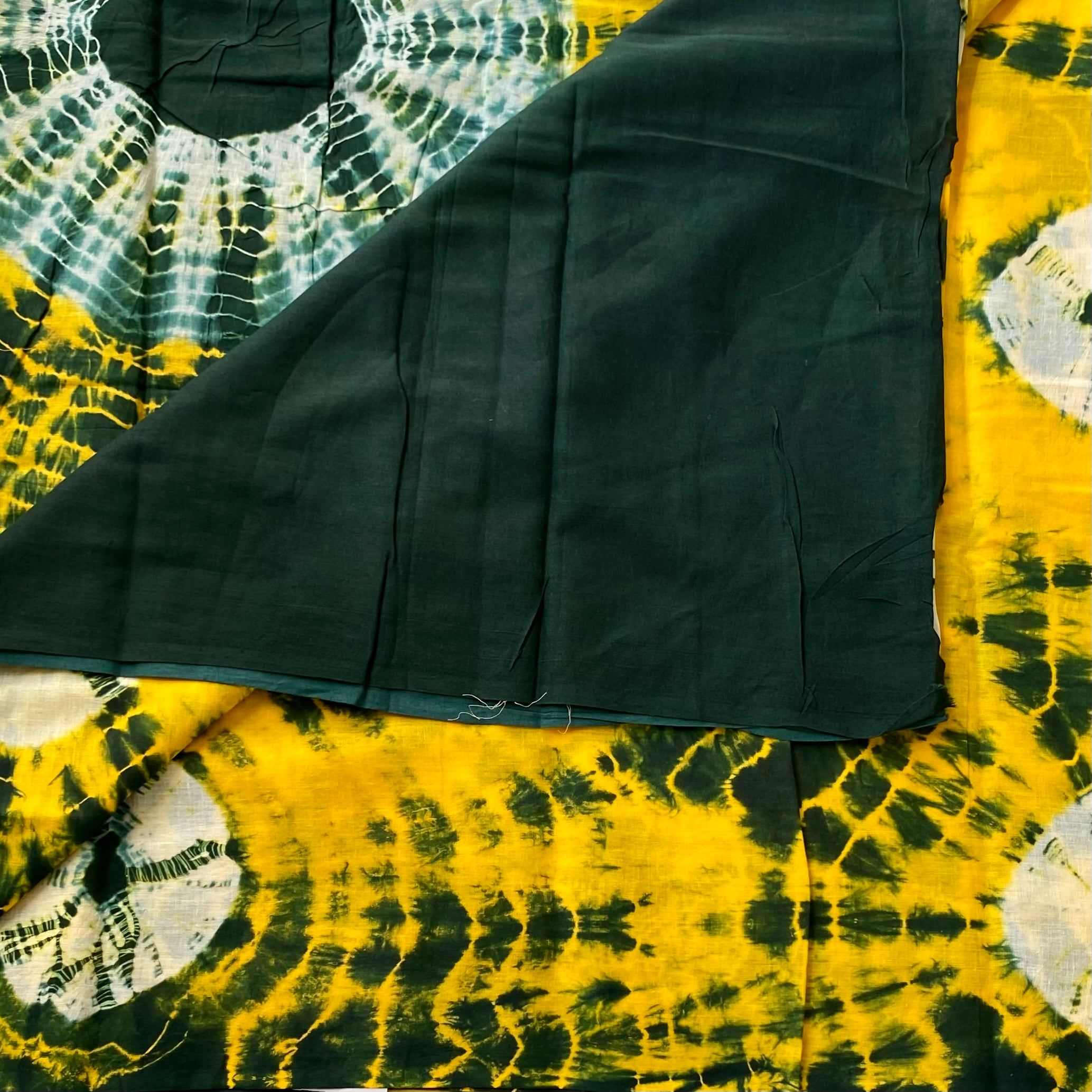 Forest Green Sunflower Yellow Tie Dye Saree Solid Pallu Casual