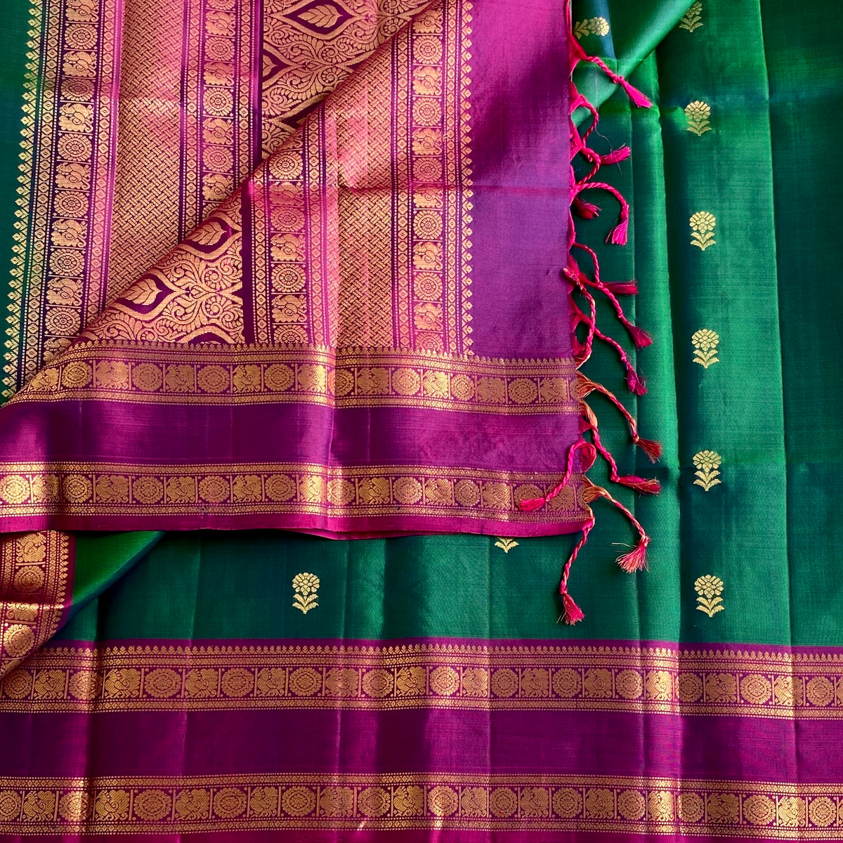 Deep Peacock Green Designer Pure Silk Saree With Rich Magenta Pallu
