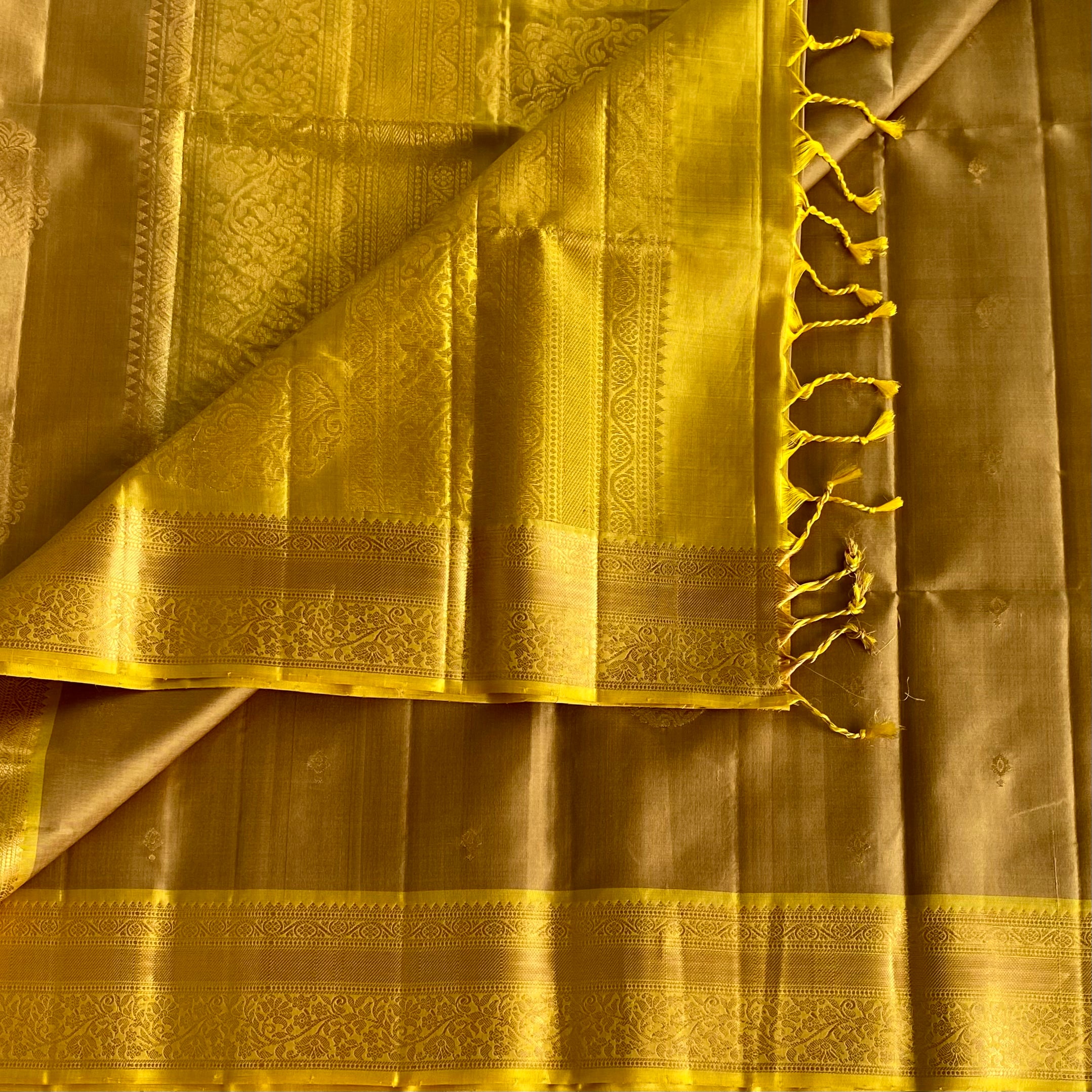 Bronze Brown Designer Pure Silk Saree With Mustard Yellow Pallu