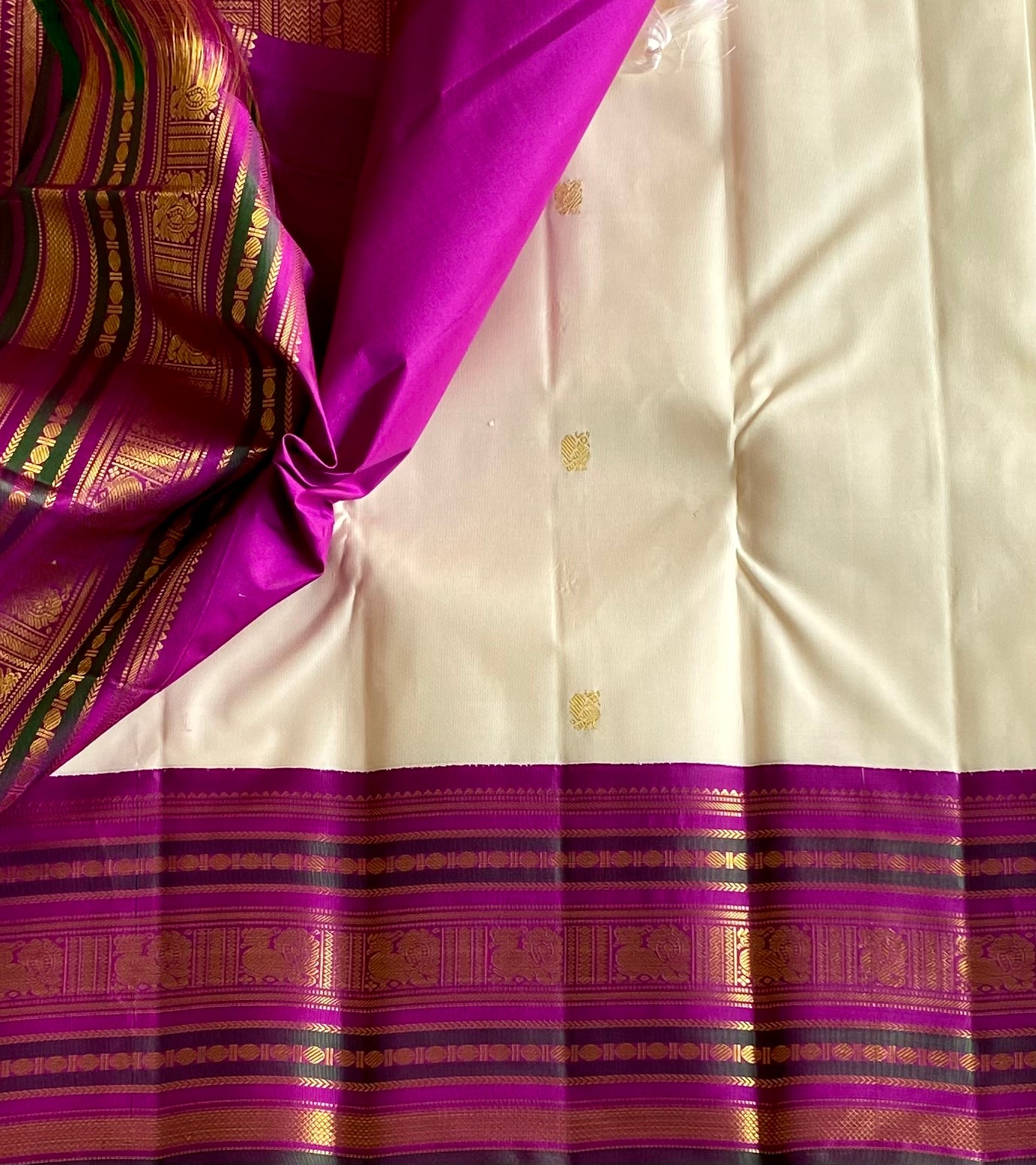 Ivory Classic Kanjeevaram Handwoven luxury With Magical Magenta Pure Zari beauty