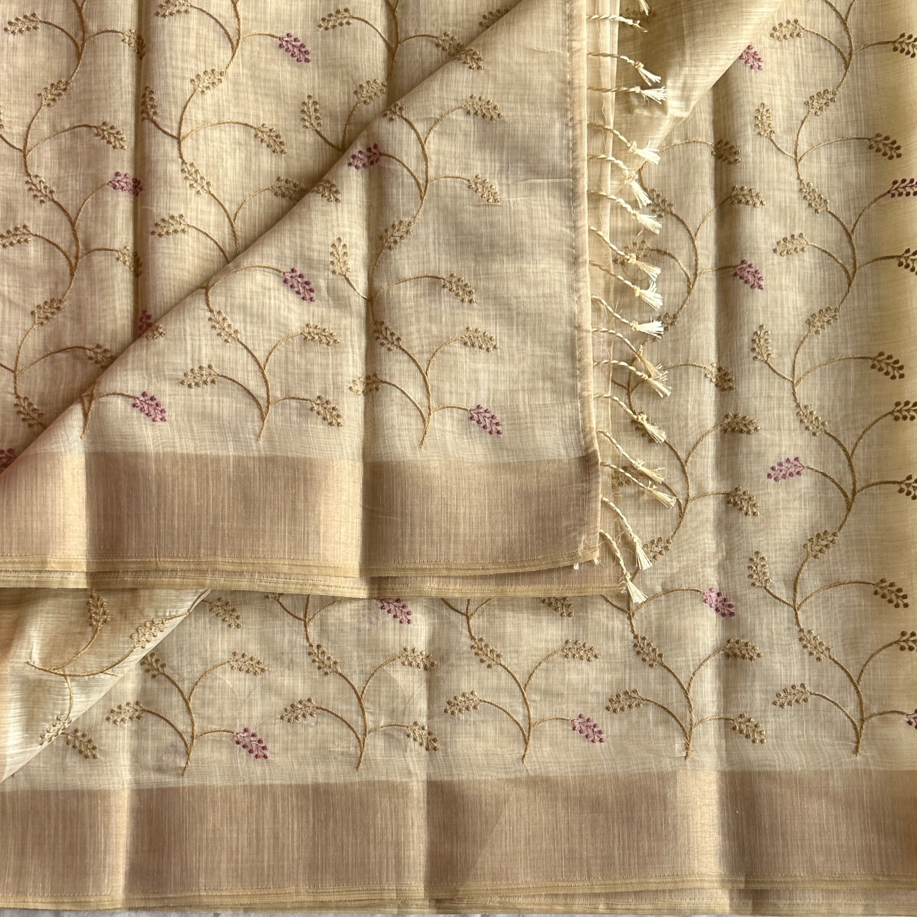 Ivory Beige Vine Embroidered Saree with Gold Zari and Mauve Accents