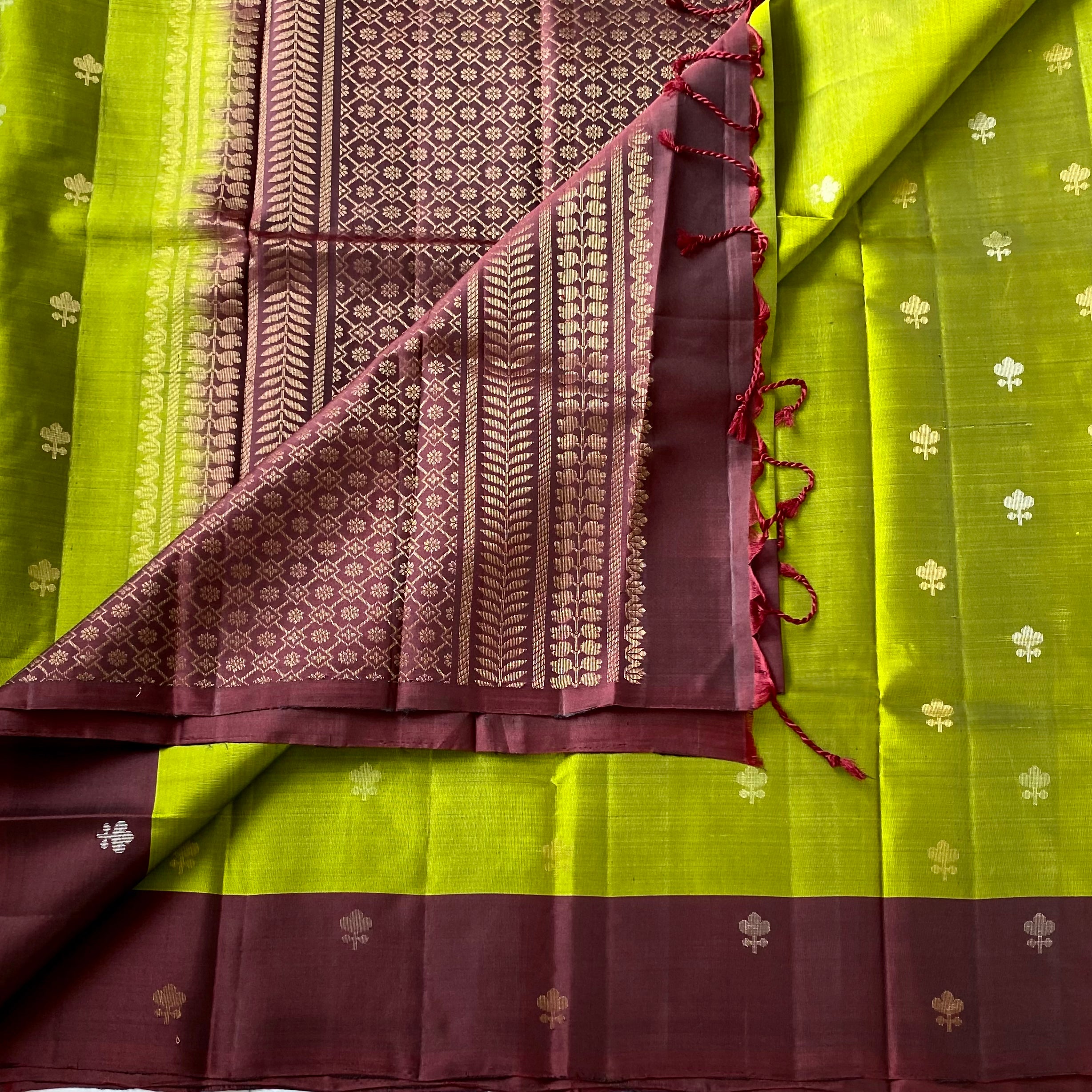 Chartreuse Green Silk Saree With Deep Burgundy Pallu And Zari