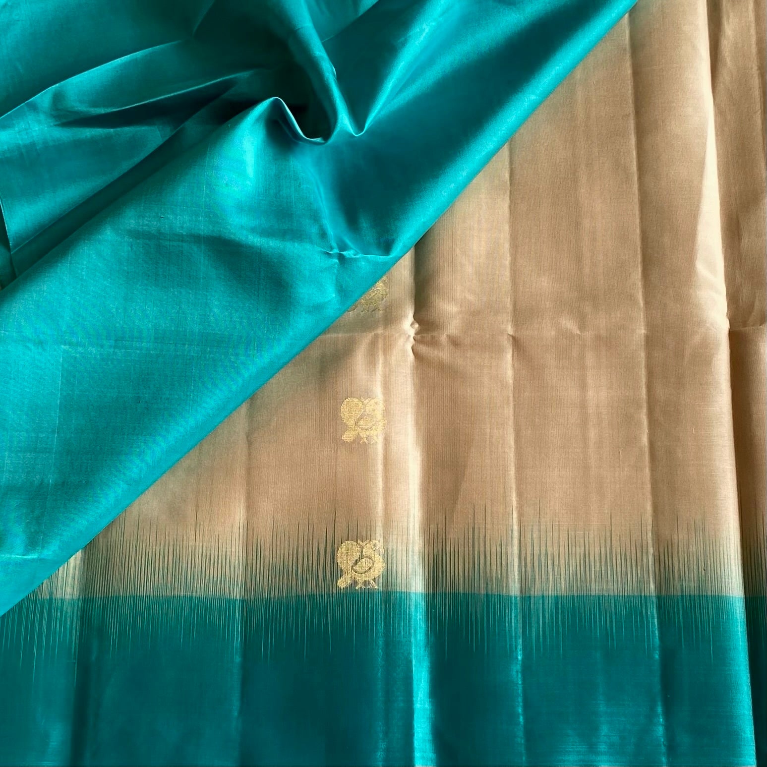 Pearl Beige Designer Pure Silk Saree With Rich Turquoise Blue