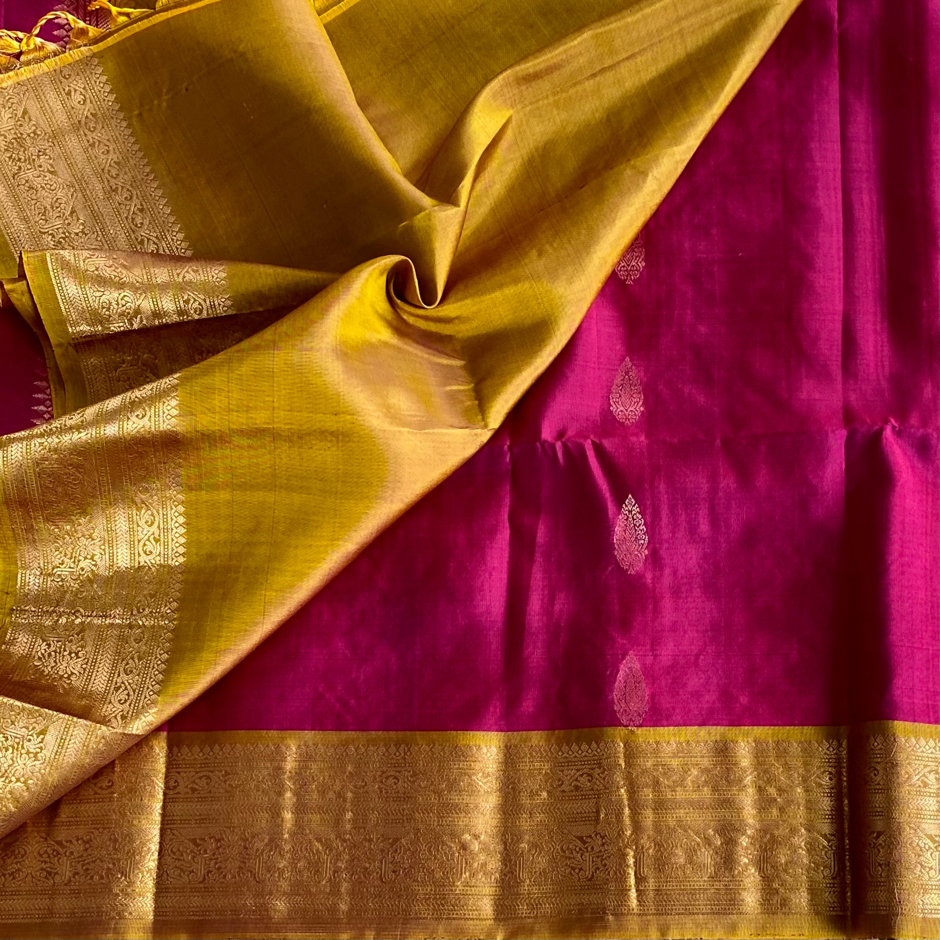 Antique Gold Designer Pure Silk Saree With Rani Pink Pallu