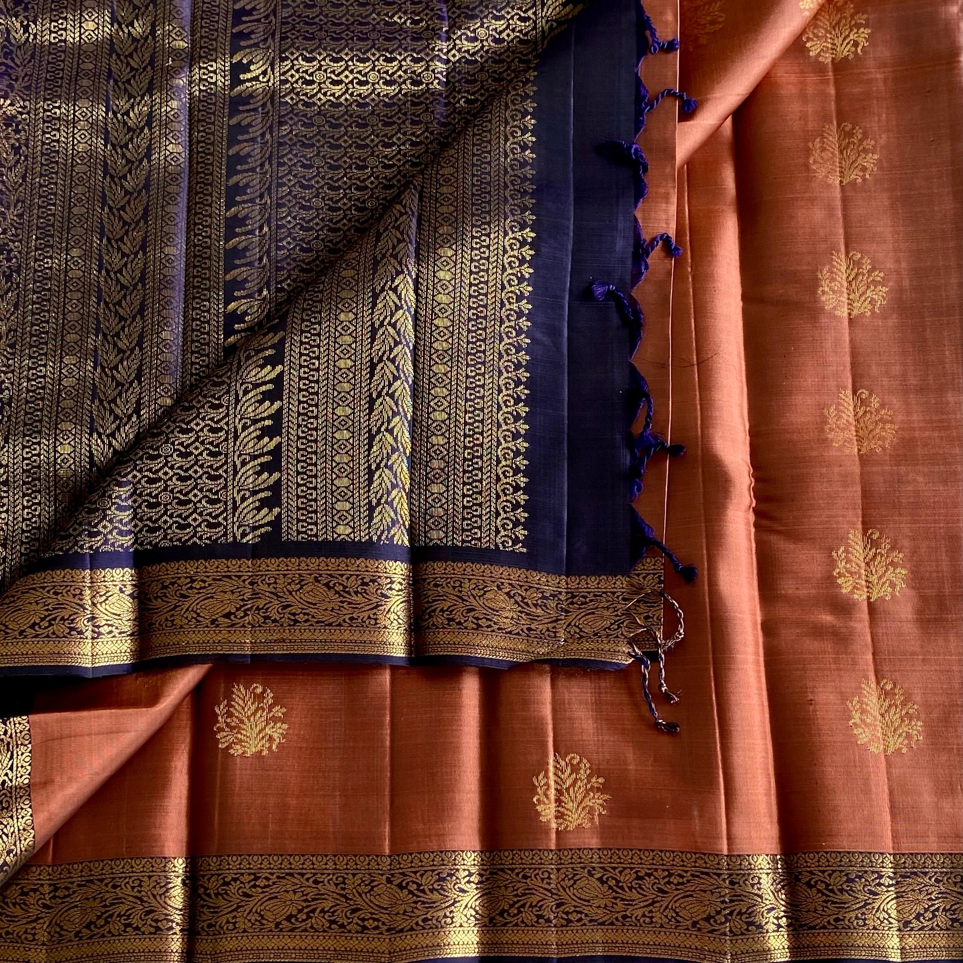 Rare Bronze Copper Designer Pure Silk Saree With Midnight Blue Pallu