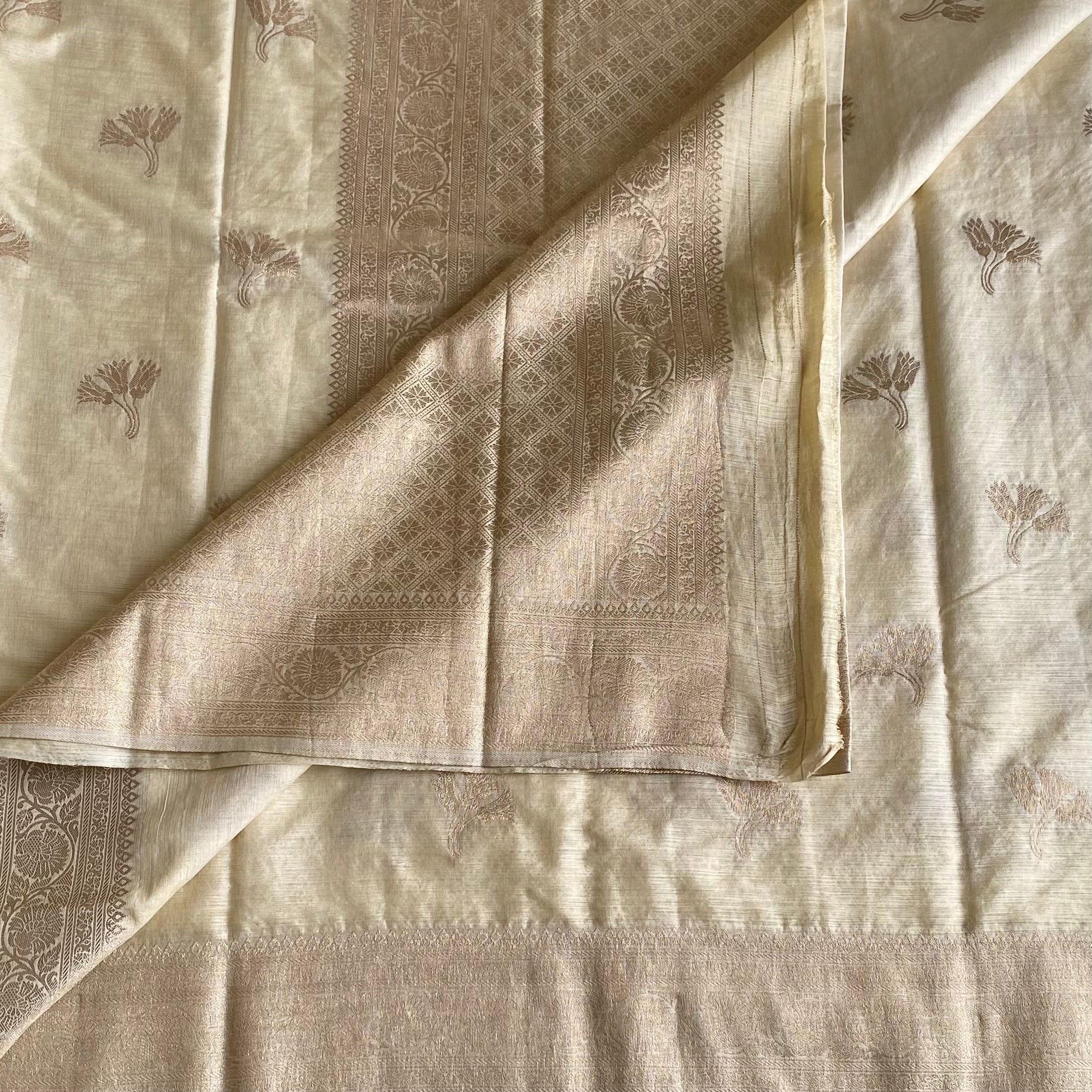Ivory Soft Tussar Silk Saree With Antique Gold Pallu And Border