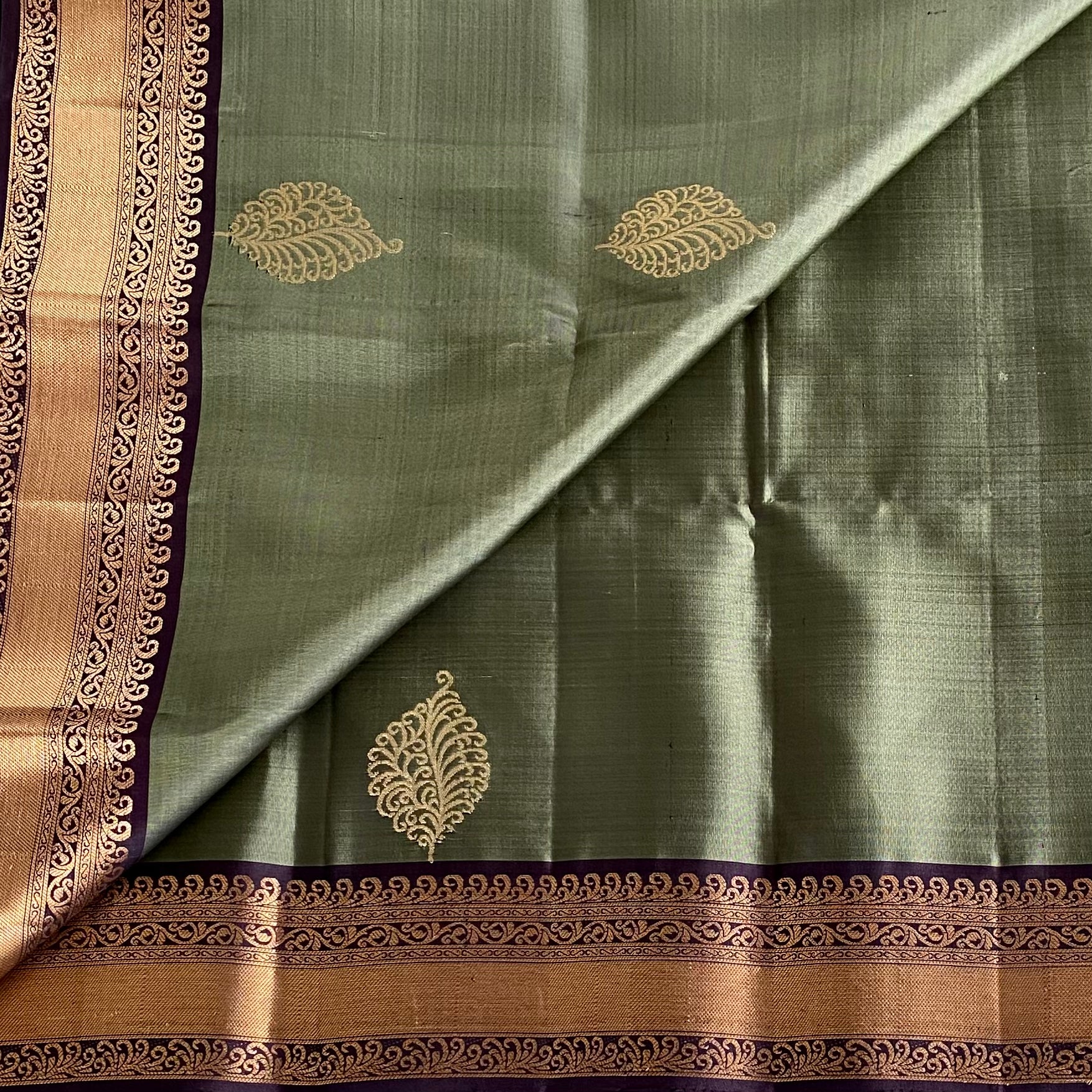 Olive Green Designer Pure Silk Saree With Deep Maroon Pallu