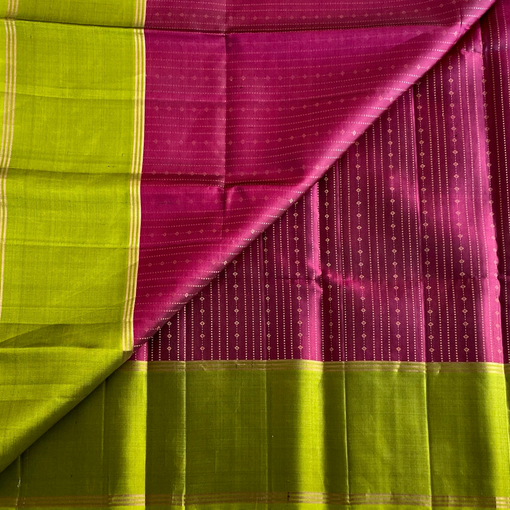 Berry Magenta Designer Pure Silk Saree With Stunner Green Pallu