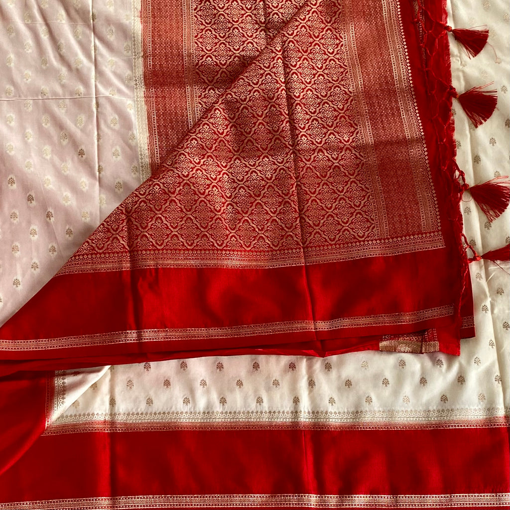 Elegant Ivory Crimson Banarasi Silk Saree Gold Brocade Tassel Border