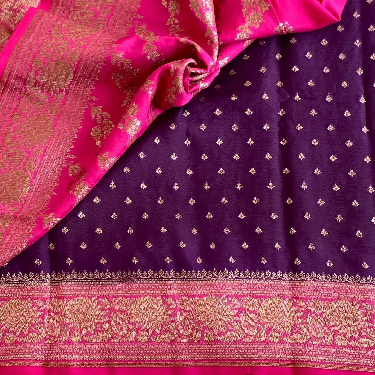 Deep Purple Banarasi Crepe Silk Saree With Fuchsia Pink Pallu