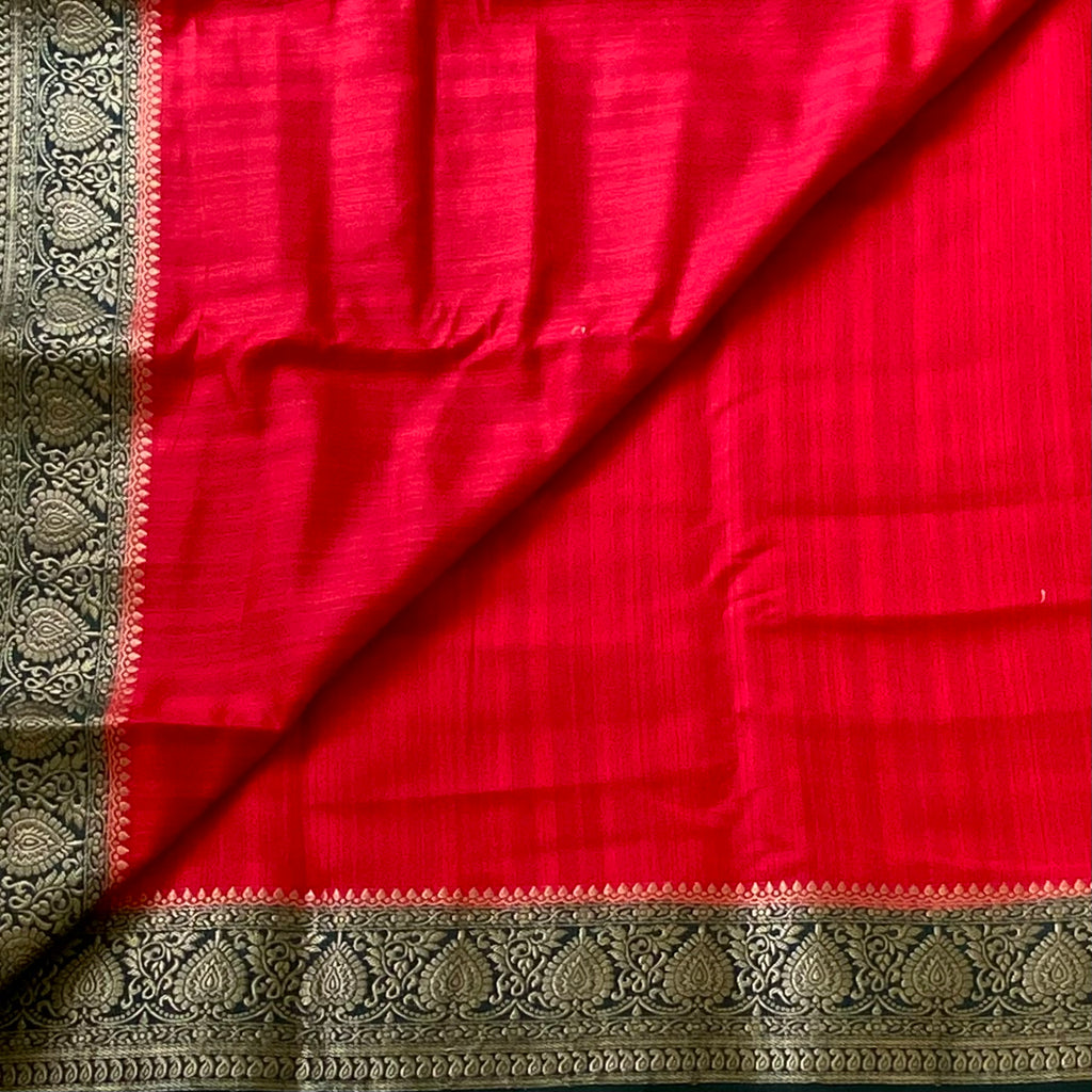 Crimson Red Silk Saree Antique Gold Pallu Forest Green Border