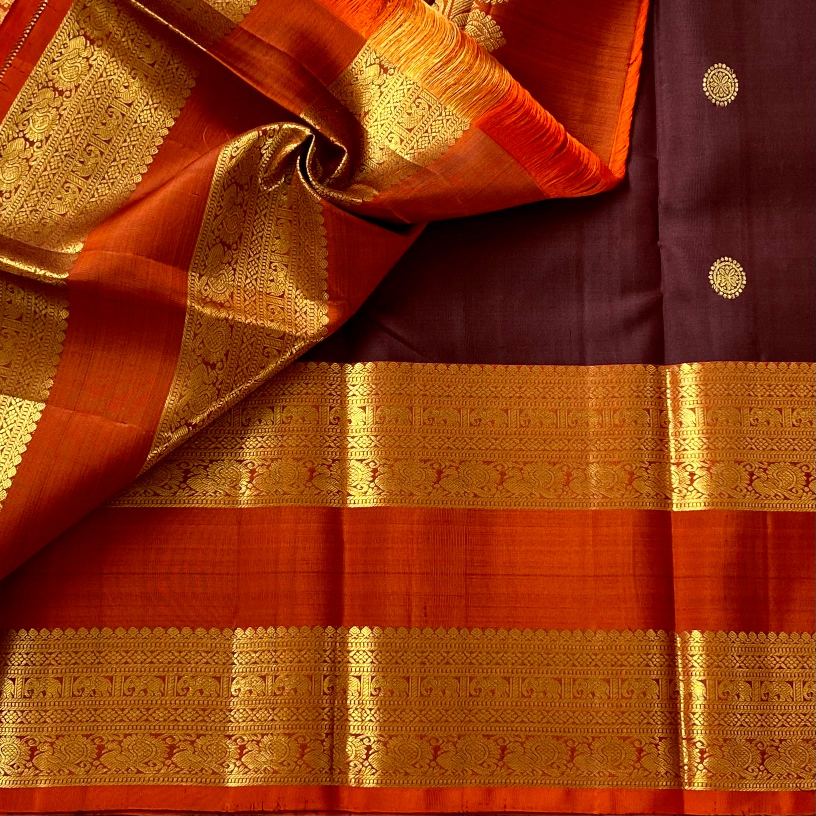 Dual shaded Coffee wine brown with classic rust orange Kanjeevaram pure zari silk