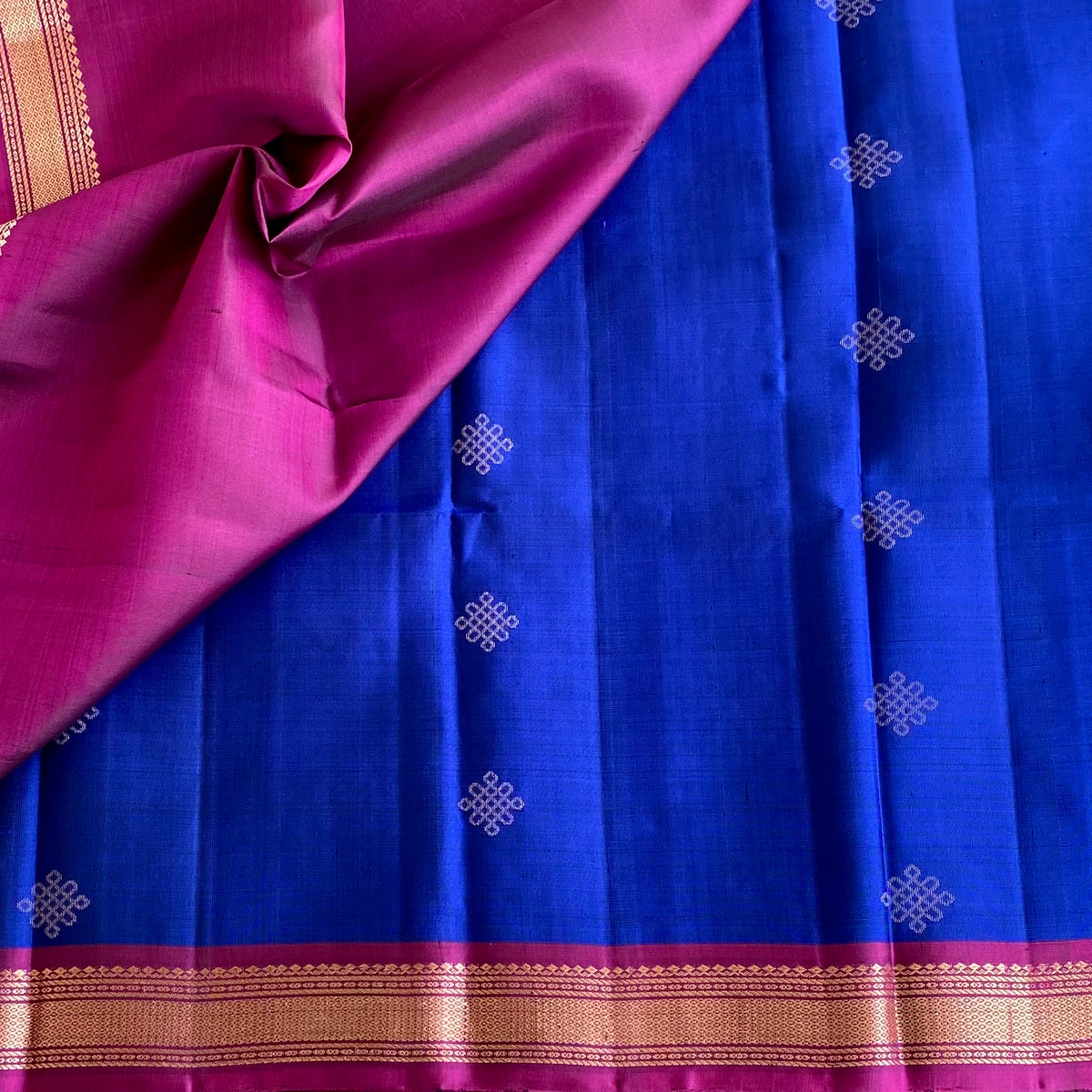 Deep Royal Blue Kollam Designer Pure Silk Saree With Magenta Floral Pallu
