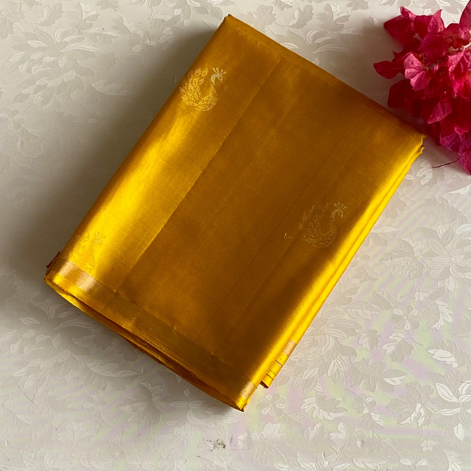 Mustard Yellow Designer Pure Silk Saree With Rani Pink Pallu
