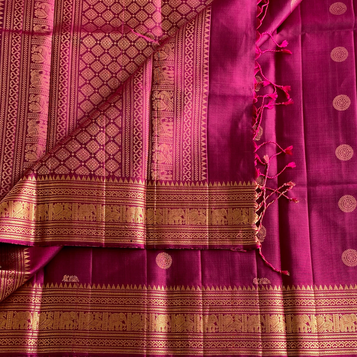 Deep Magenta Designer Pure Silk Saree With Antique Gold Pallu