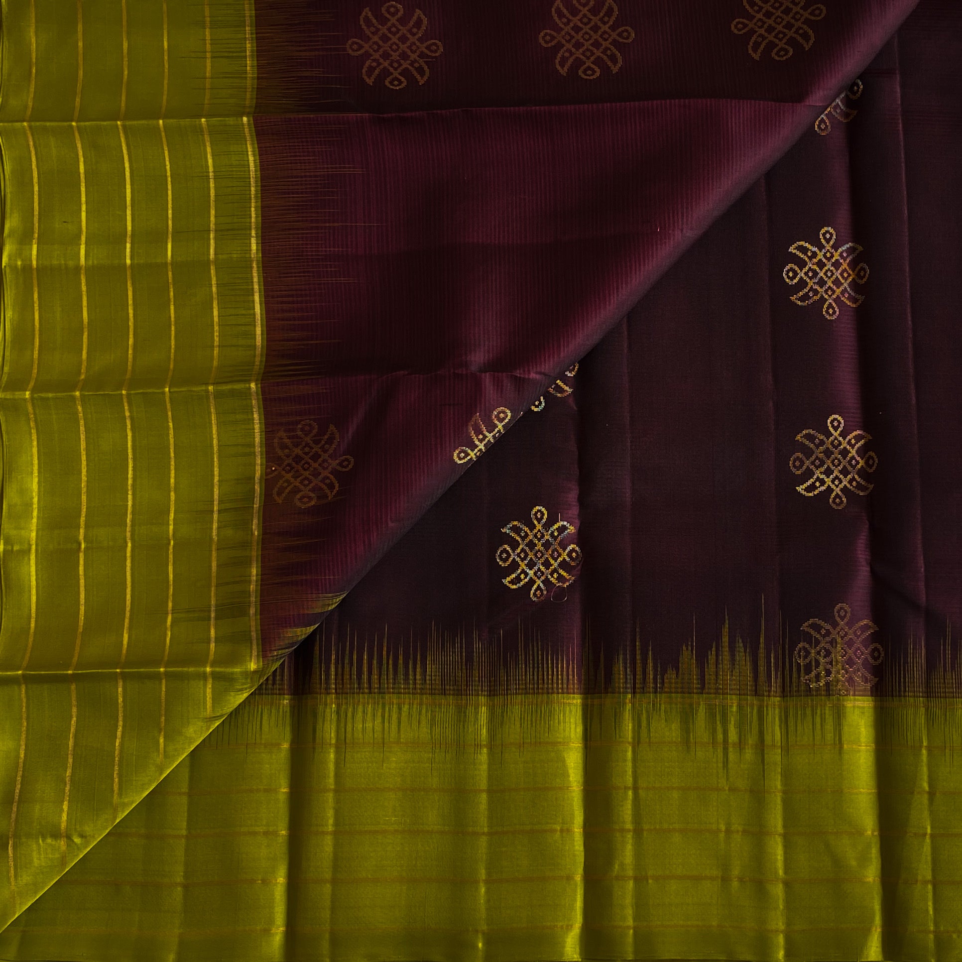 Classy Chocolate Brown With Chartreuse Green Kollam Zari Woven Pure Silk