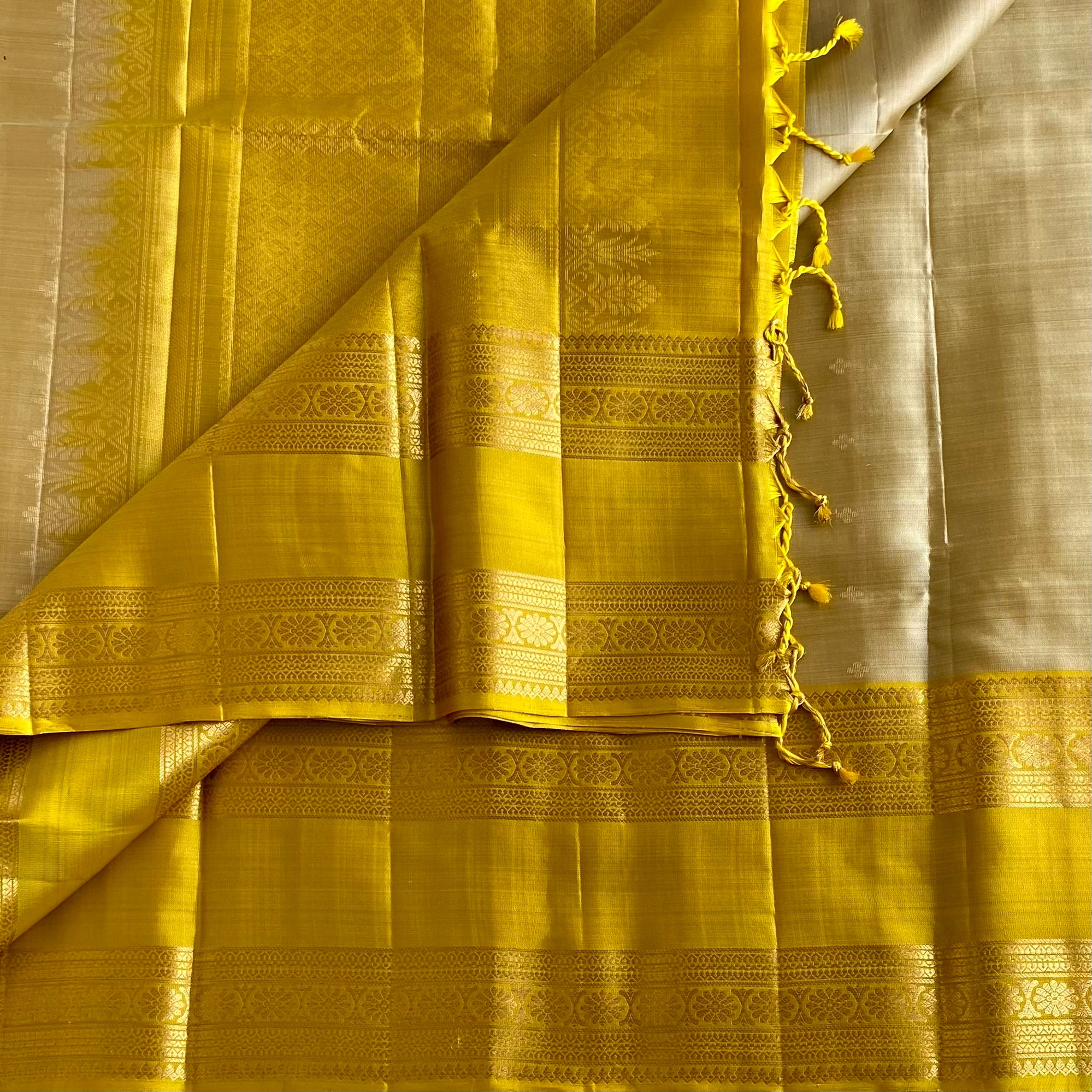 Cream Beige Designer Pure Silk Mustard Yellow Contrast Gold Zari