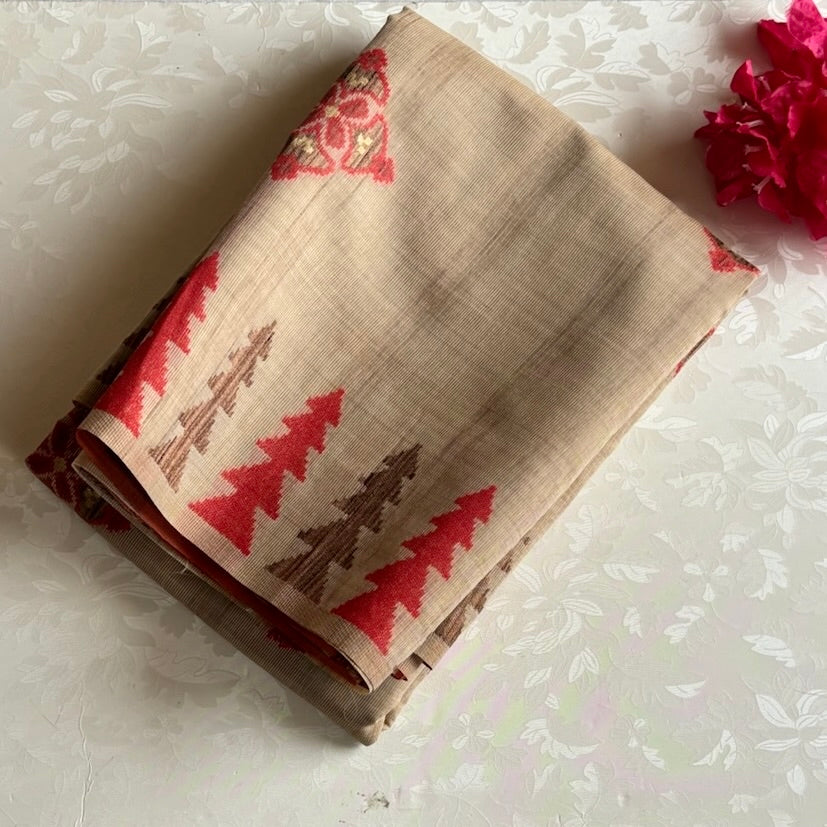 Warm Beige Coral Soft Jute Tussar Saree With Floral Pallu