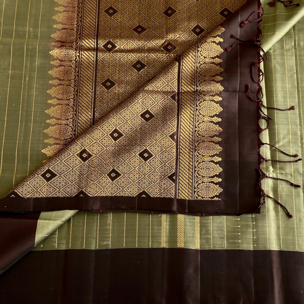 Sage Green Designer Pure Silk Saree With Chocolate Brown Pallu