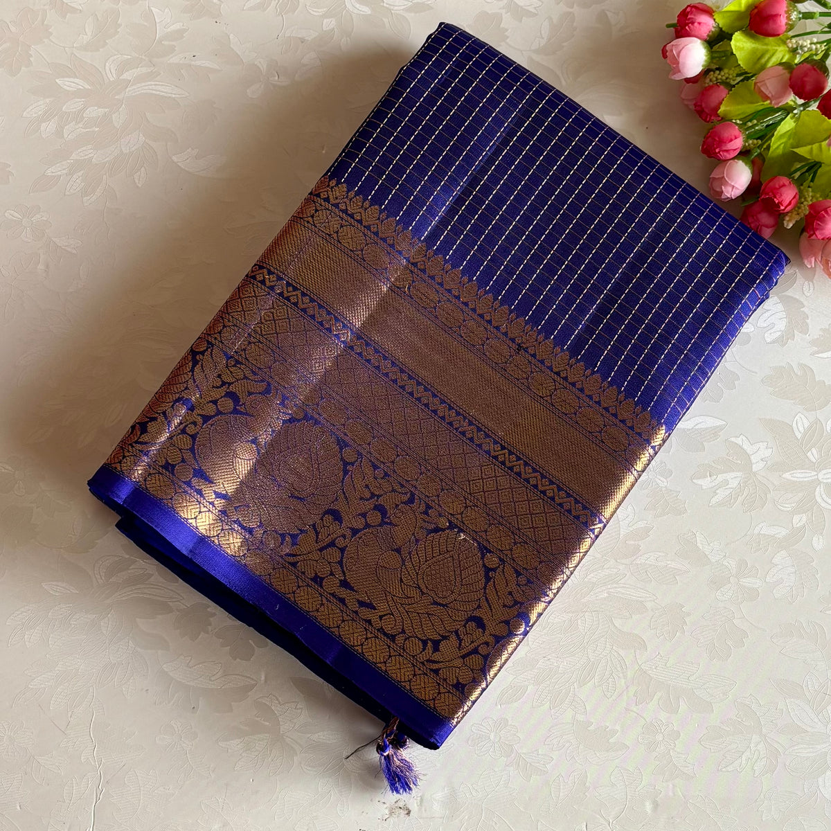 Micro Checkered Designer Pure Silk Royal Blue And Antique Gold Saree With Paisley Pallu