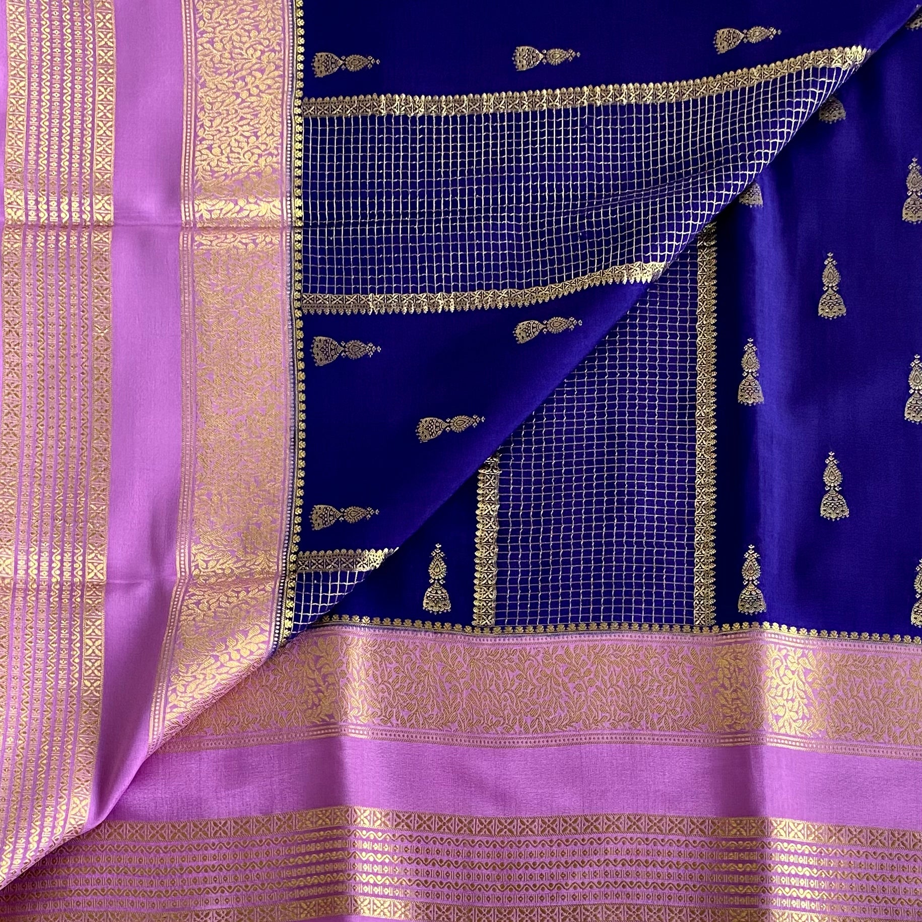 Mauve Pink Mysore Crepe Silk Saree With Royal Blue Pallu