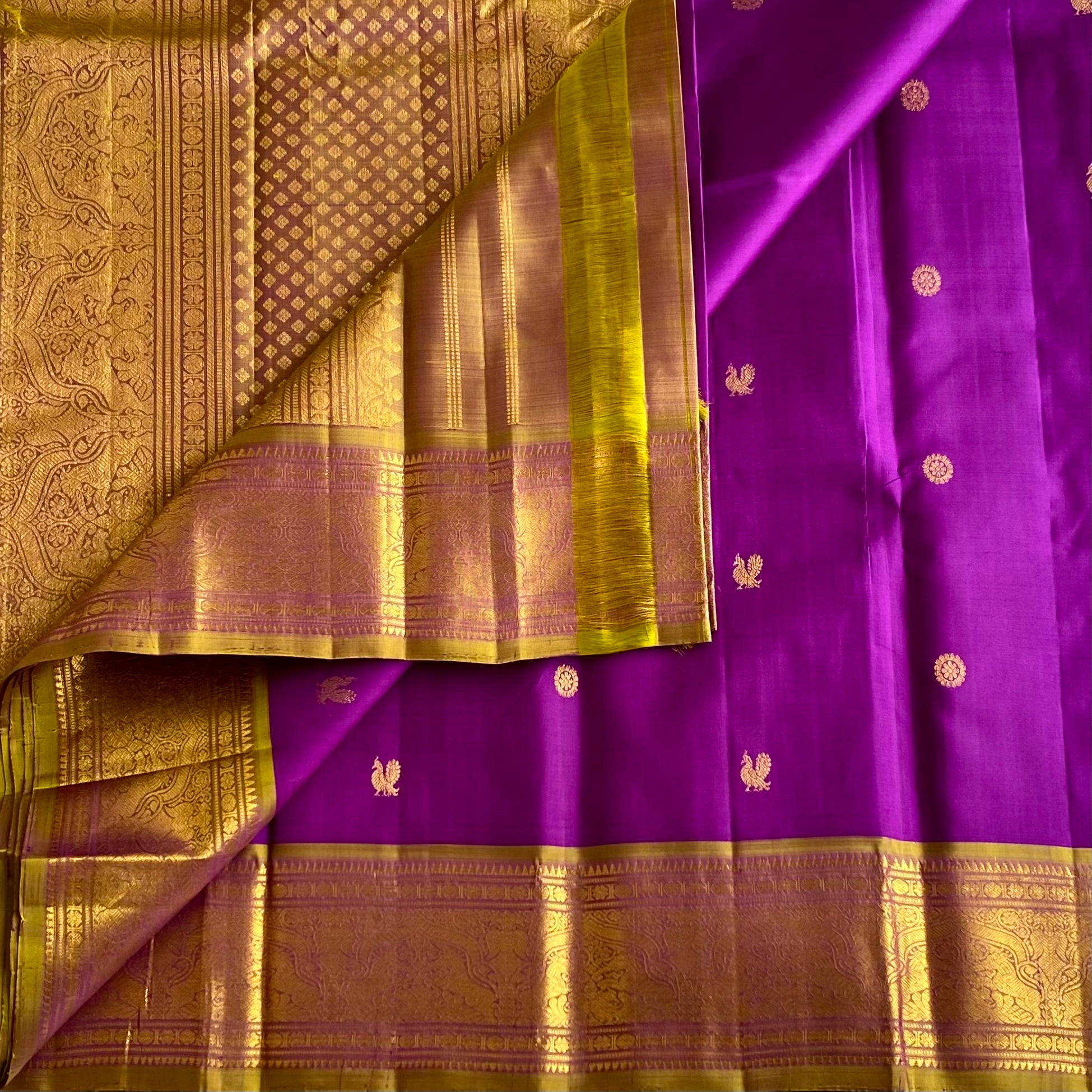 Dual Shaded Violet Purple With Rich Olive Pure Kanjeevaram Silk